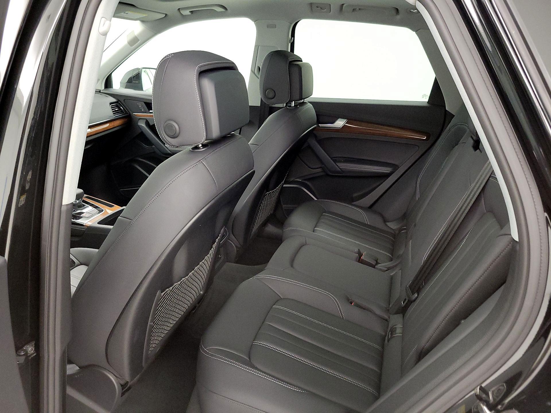 Thumbnail: 2022 Audi Q5 - 20
