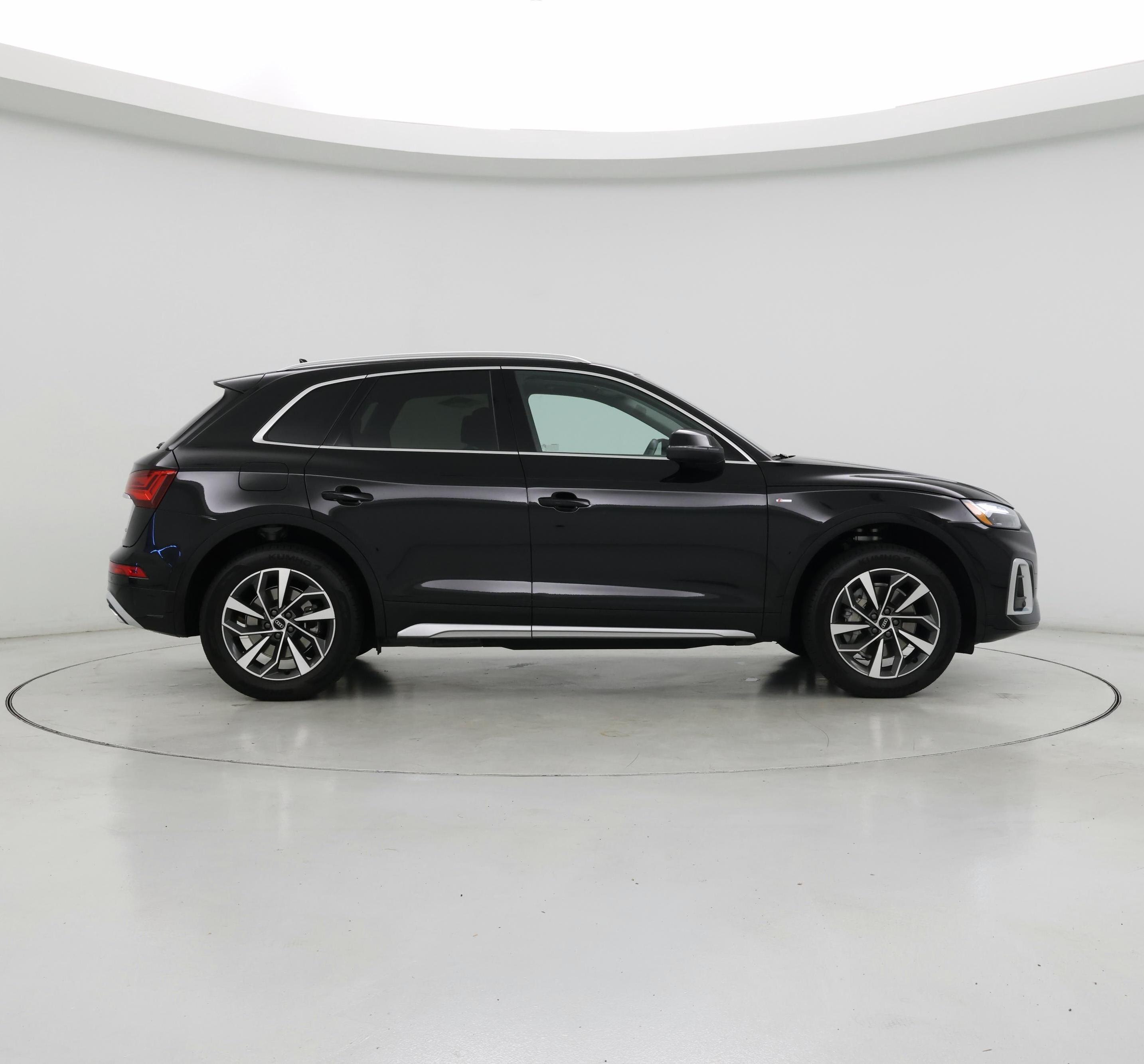 Thumbnail: 2022 Audi Q5 - 7