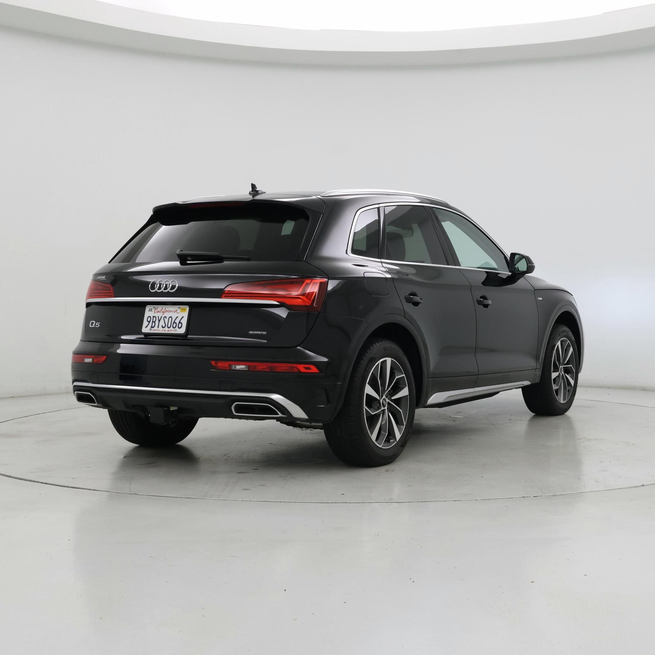 Thumbnail: 2022 Audi Q5 - 8