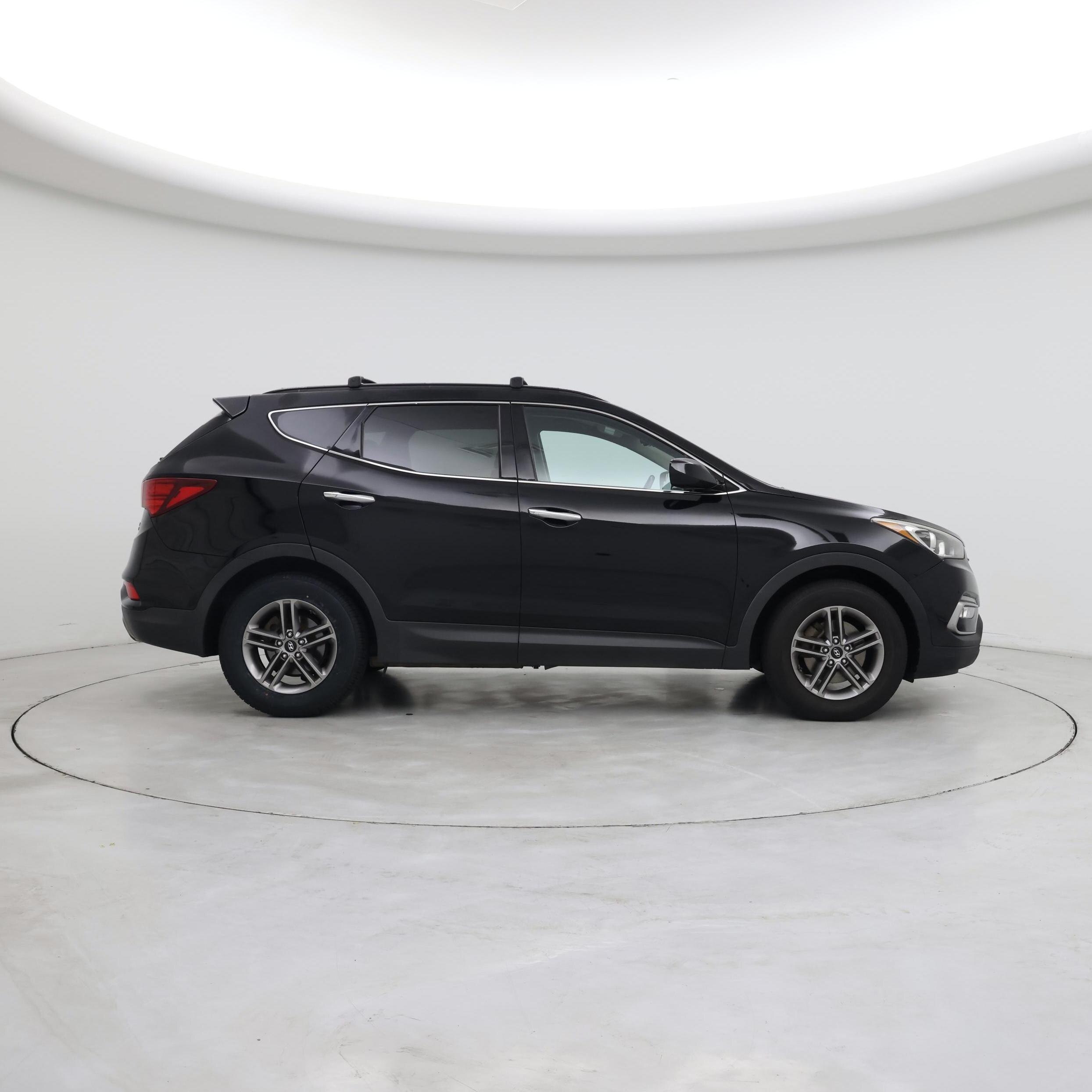 Thumbnail: 2017 Hyundai Santa Fe - 7