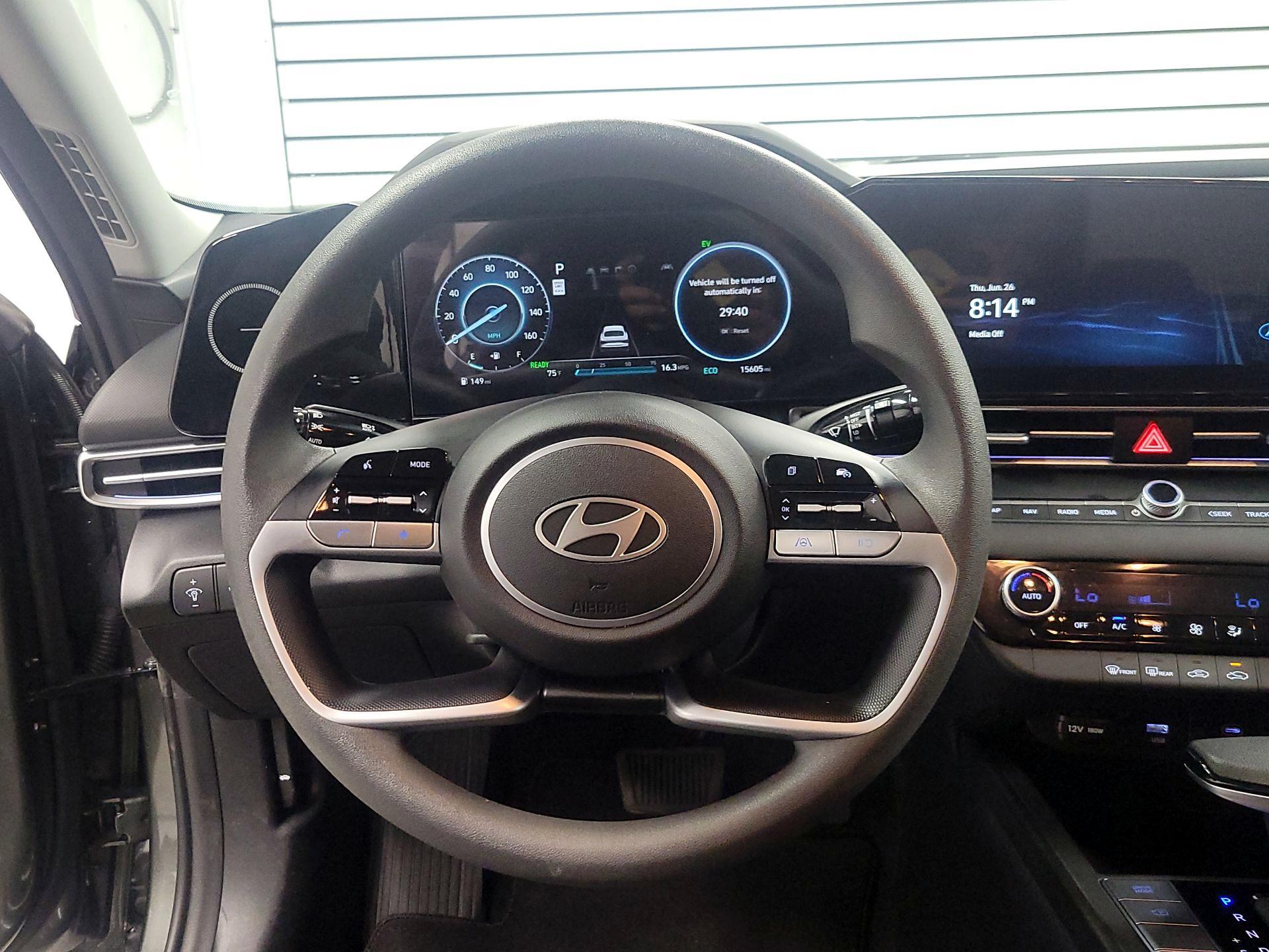 Thumbnail: 2024 Hyundai Elantra - 10
