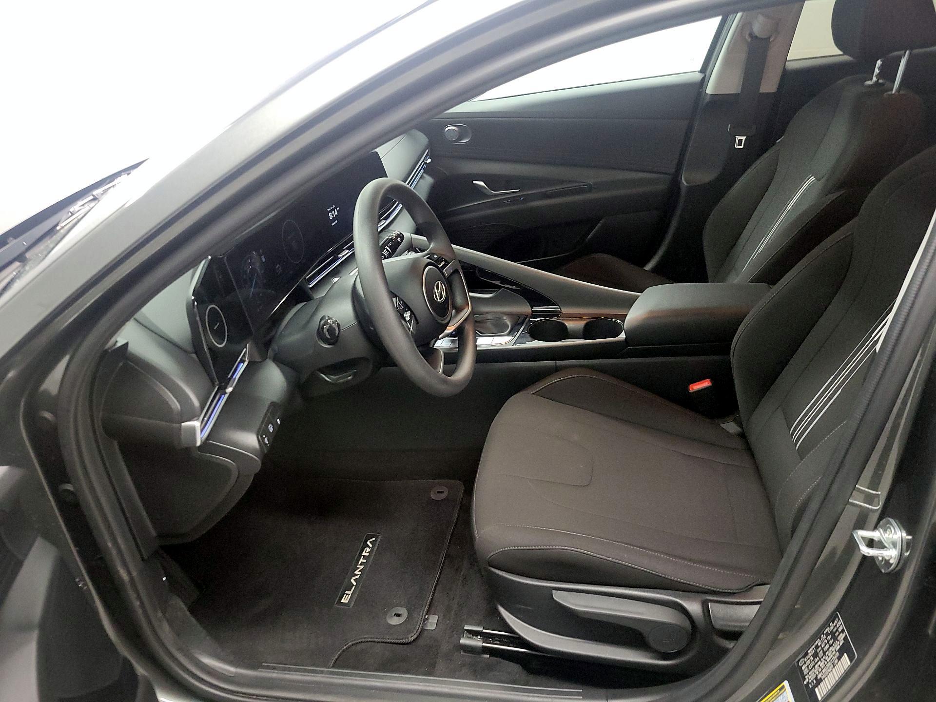 Thumbnail: 2024 Hyundai Elantra - 11