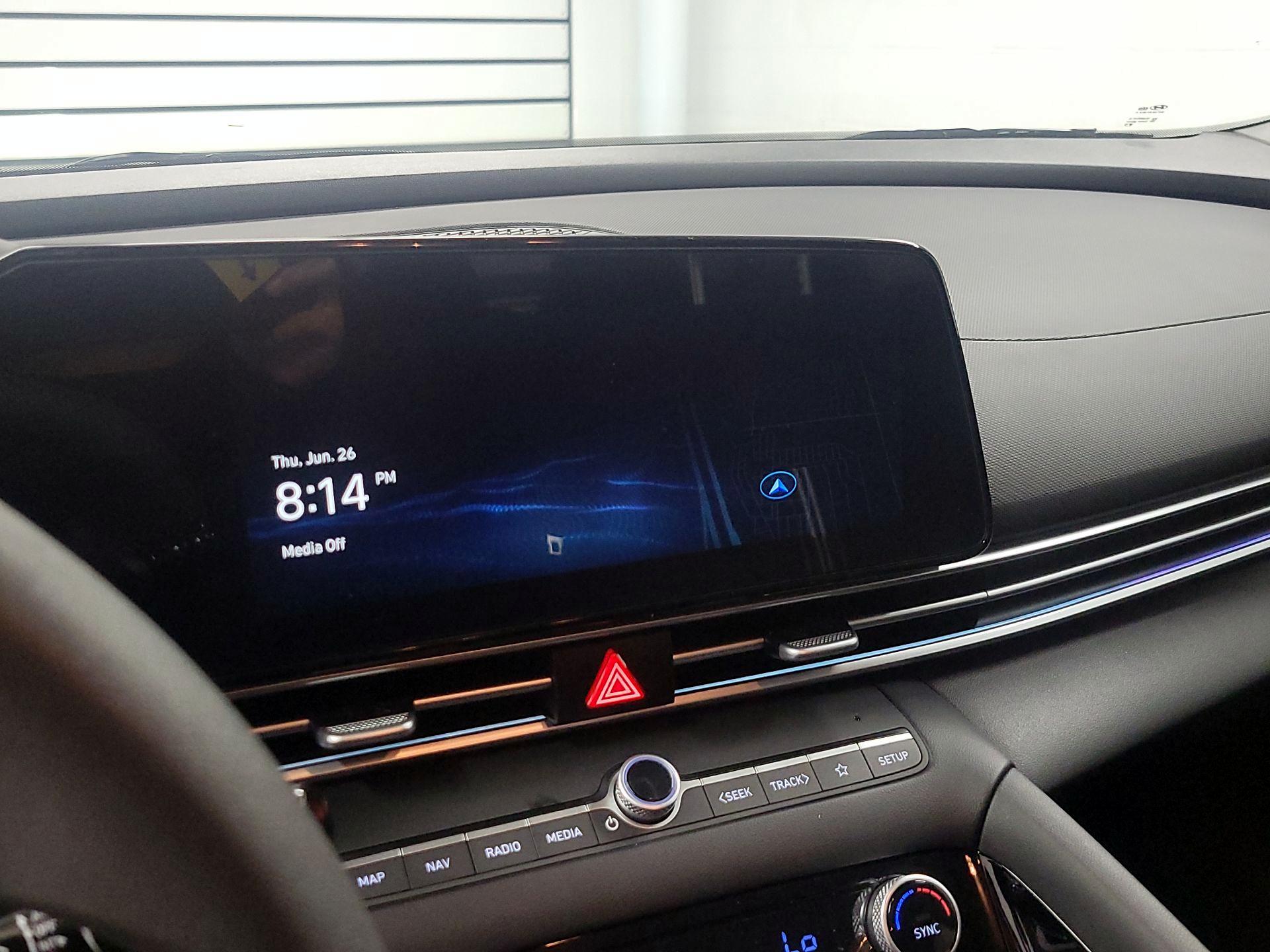 Thumbnail: 2024 Hyundai Elantra - 15
