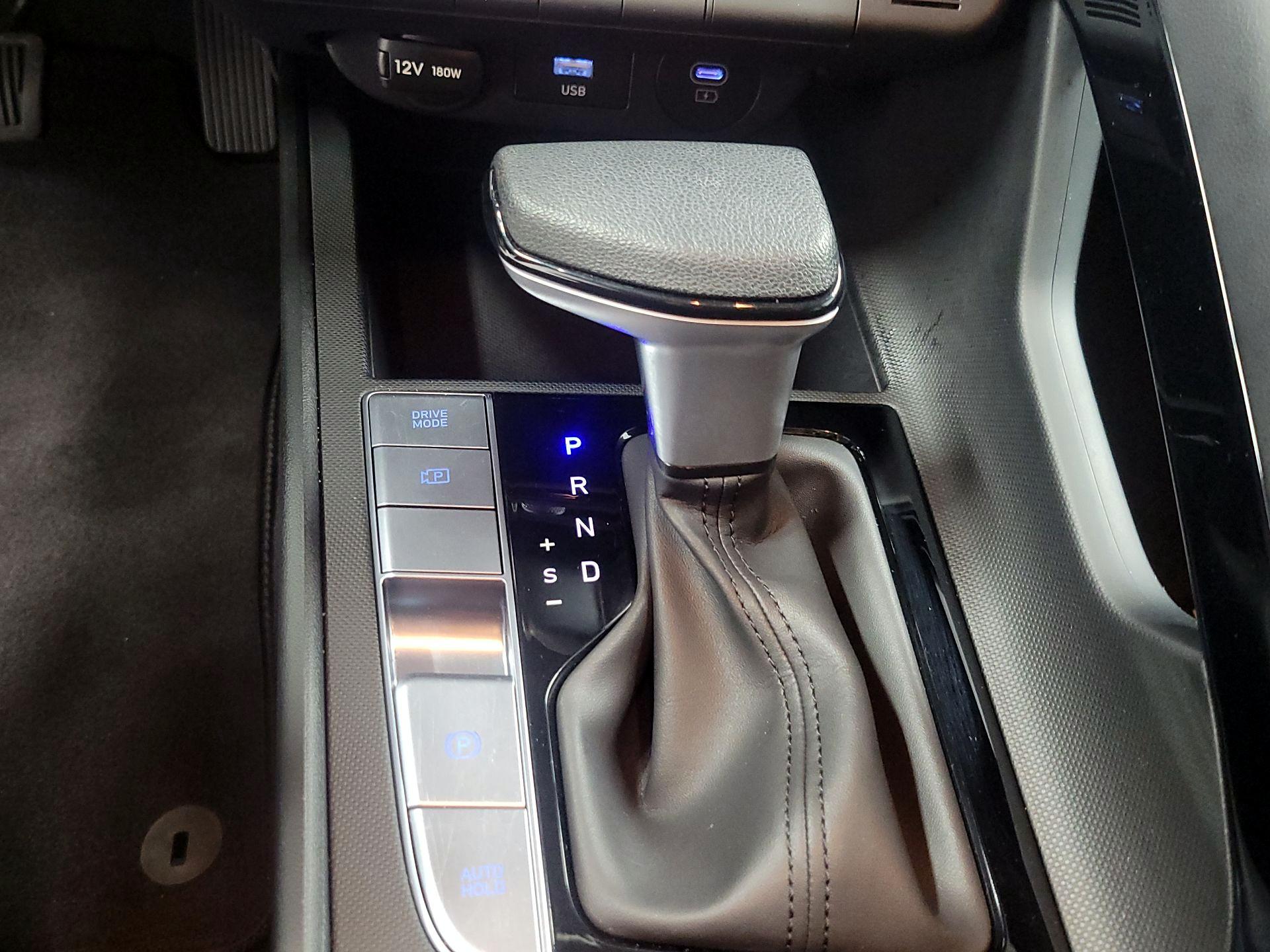 Thumbnail: 2024 Hyundai Elantra - 17