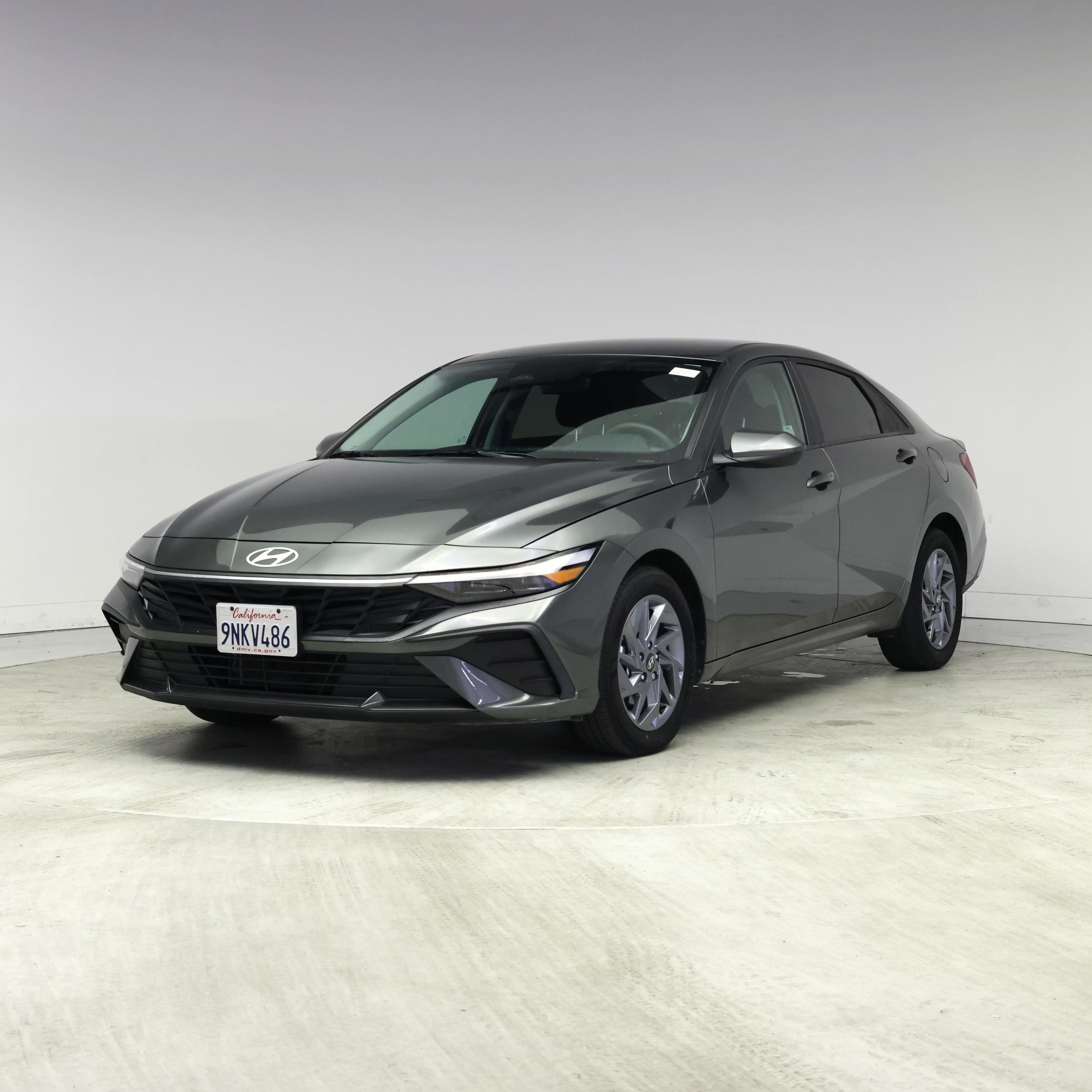 Thumbnail: 2024 Hyundai Elantra - 4