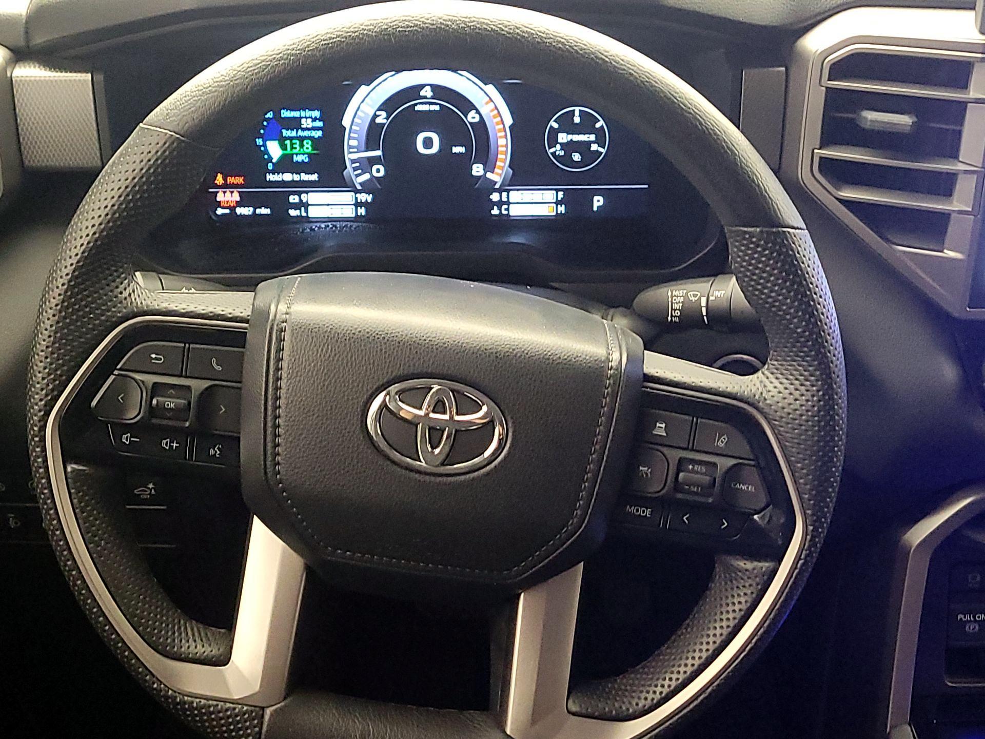 Thumbnail: 2024 Toyota Tundra - 10