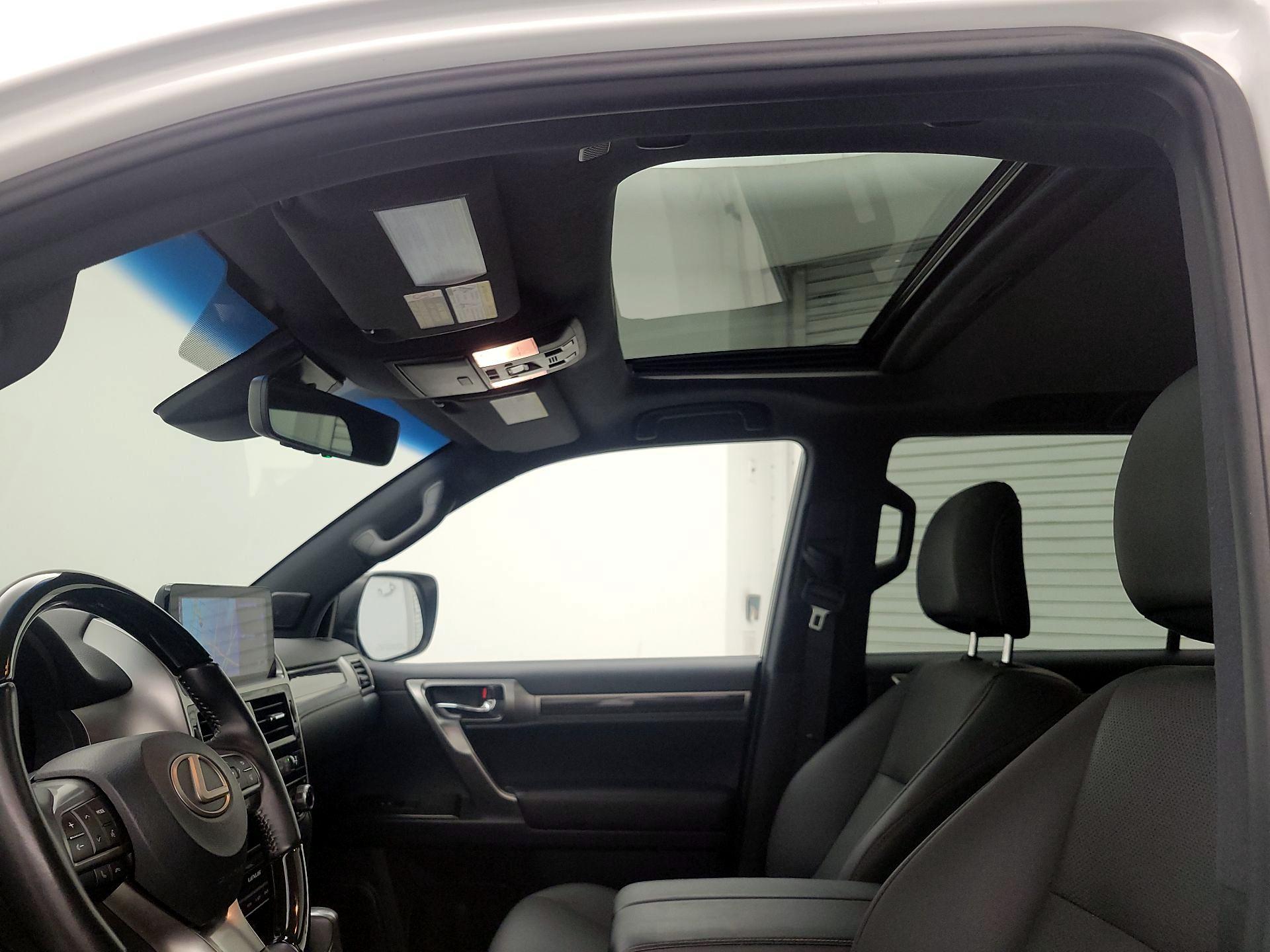 Thumbnail: 2023 Lexus GX - 20