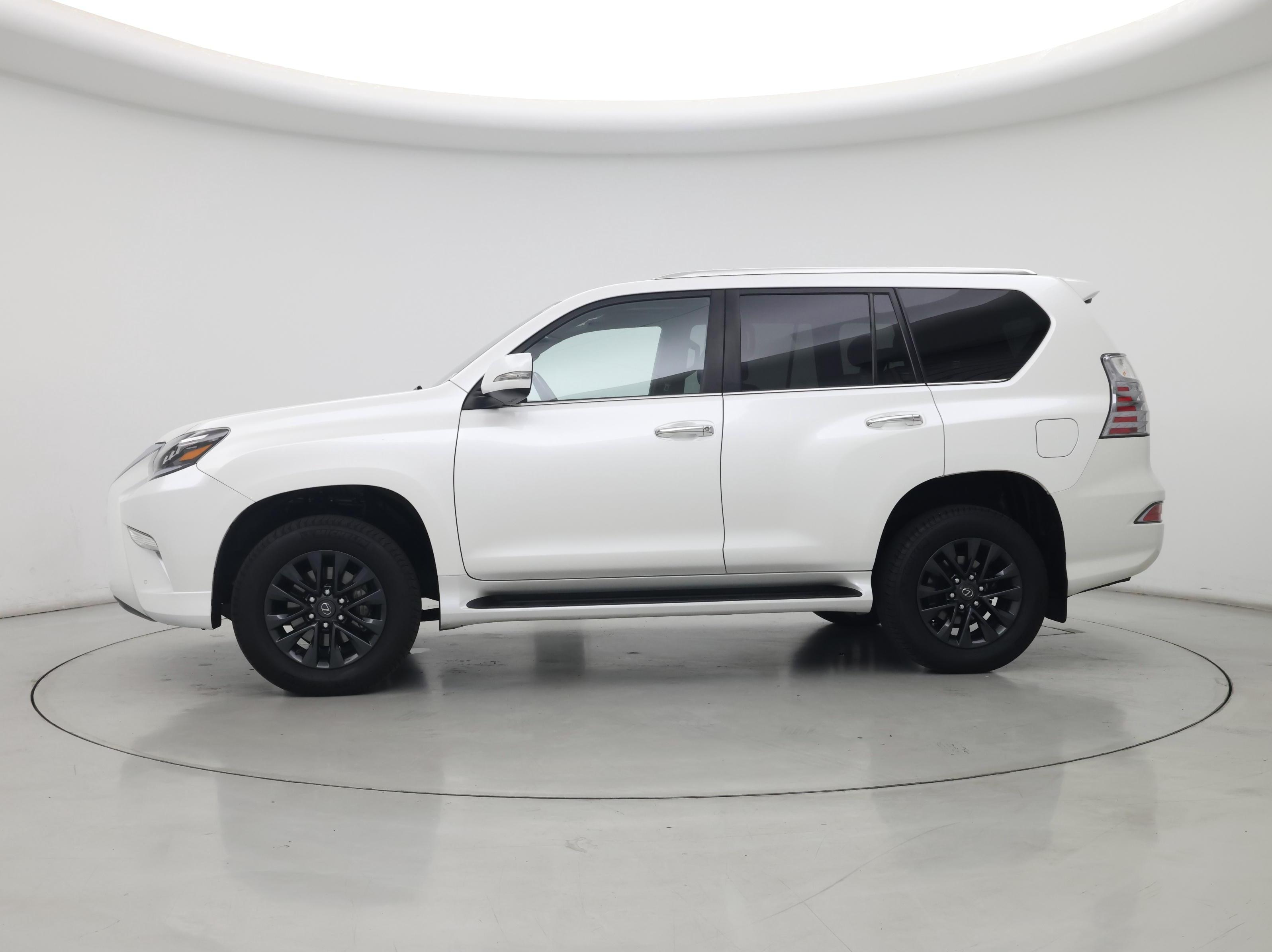 Thumbnail: 2023 Lexus GX - 3