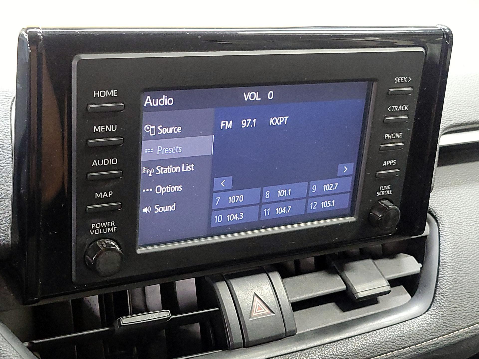 Thumbnail: 2019 Toyota RAV4 - 15
