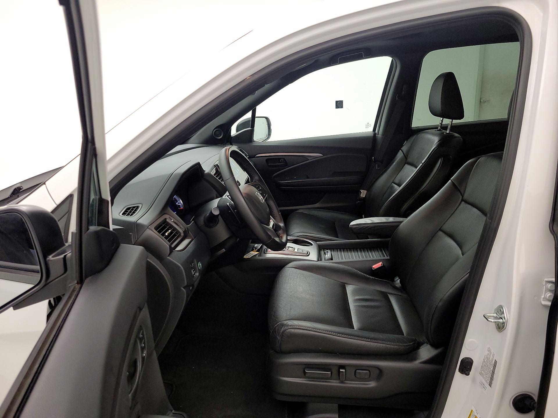 Thumbnail: 2023 Honda Passport - 11