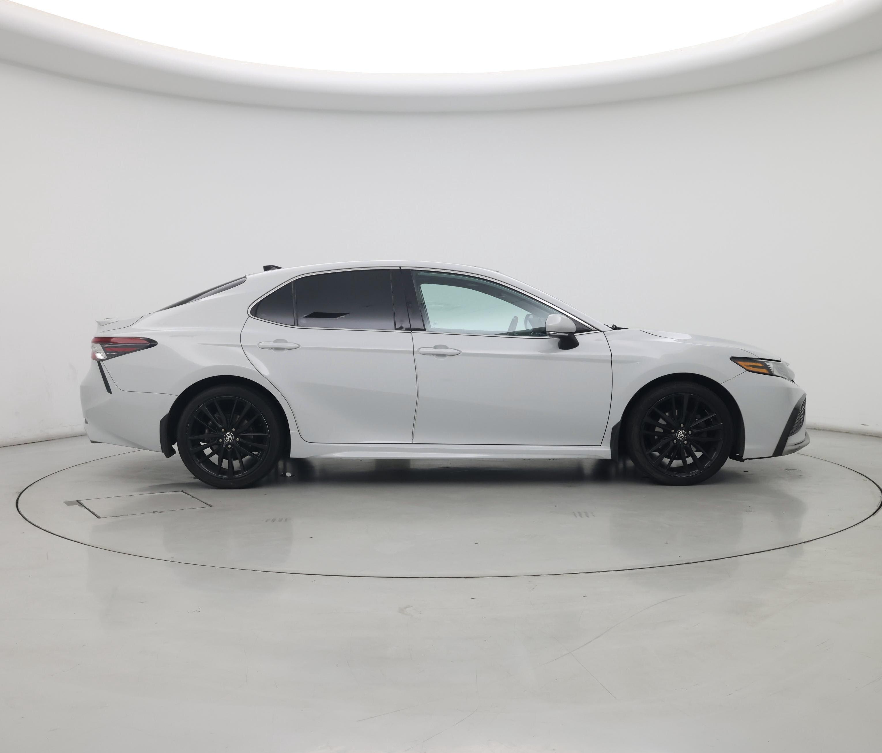 Thumbnail: 2022 Toyota Camry - 7