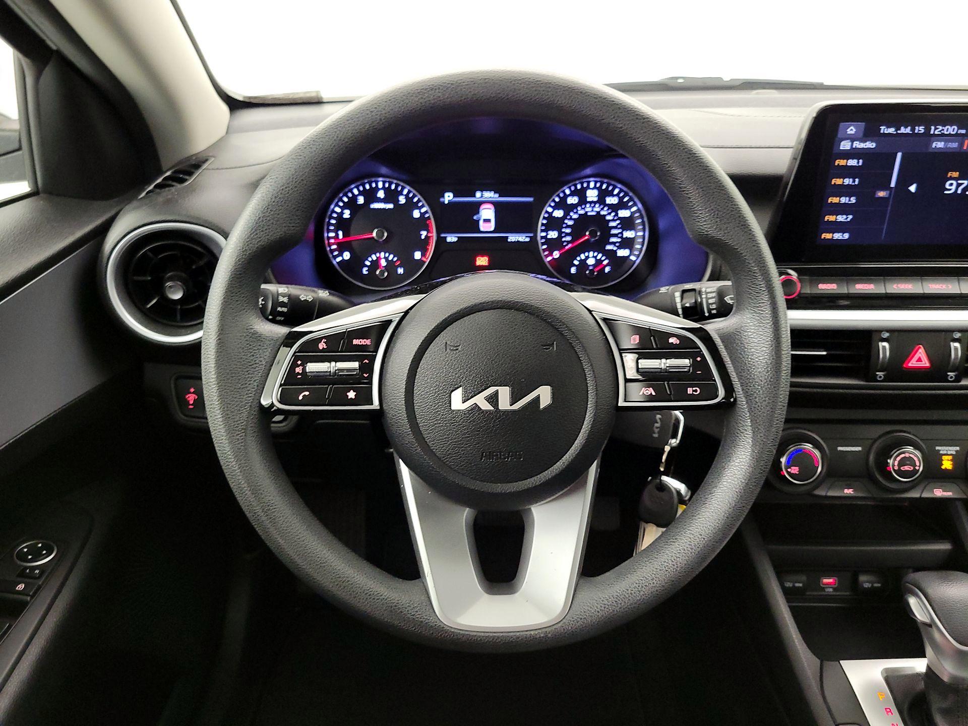 Thumbnail: 2023 Kia Forte - 10