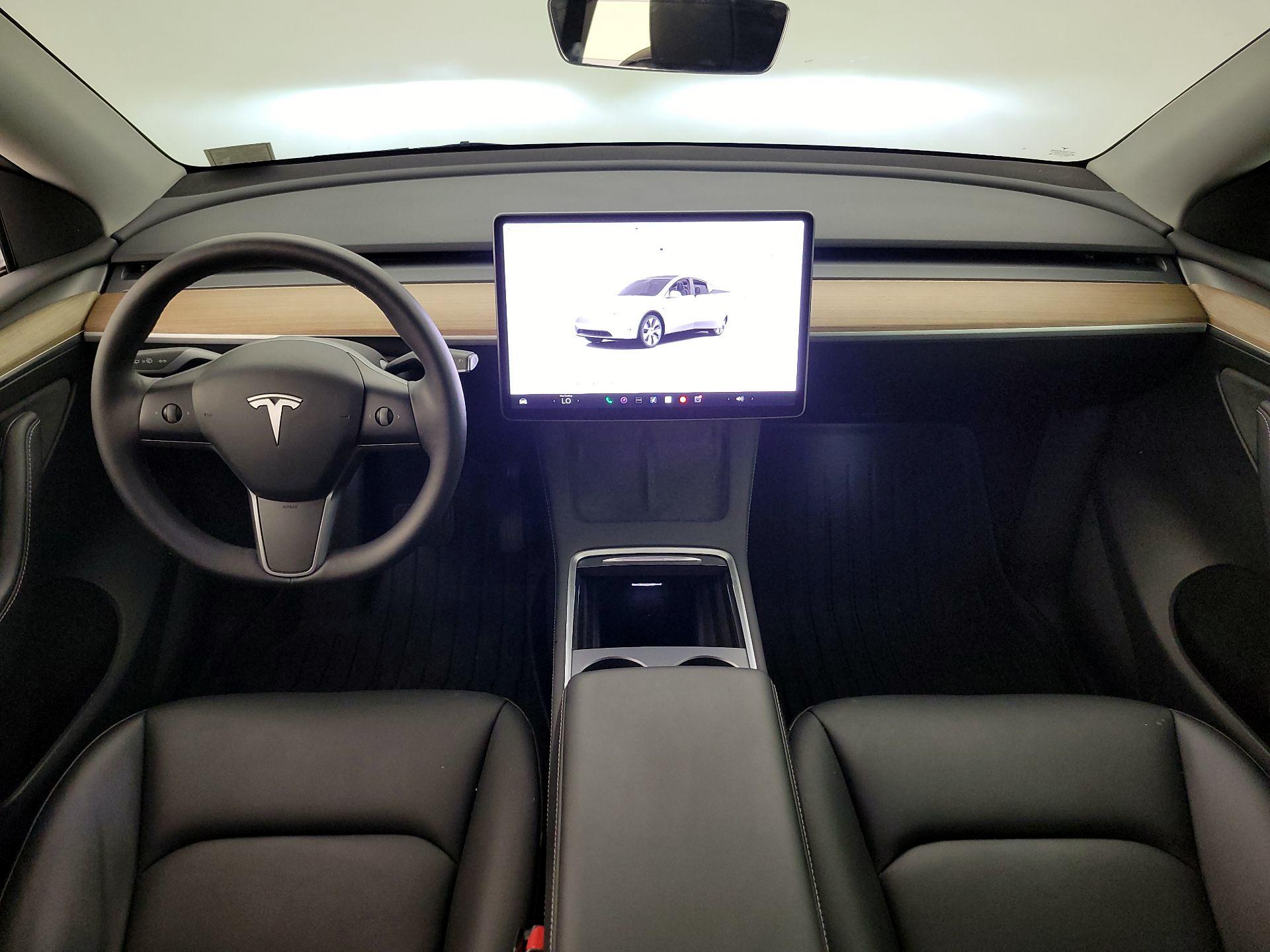 Thumbnail: 2023 Tesla Model Y - 9