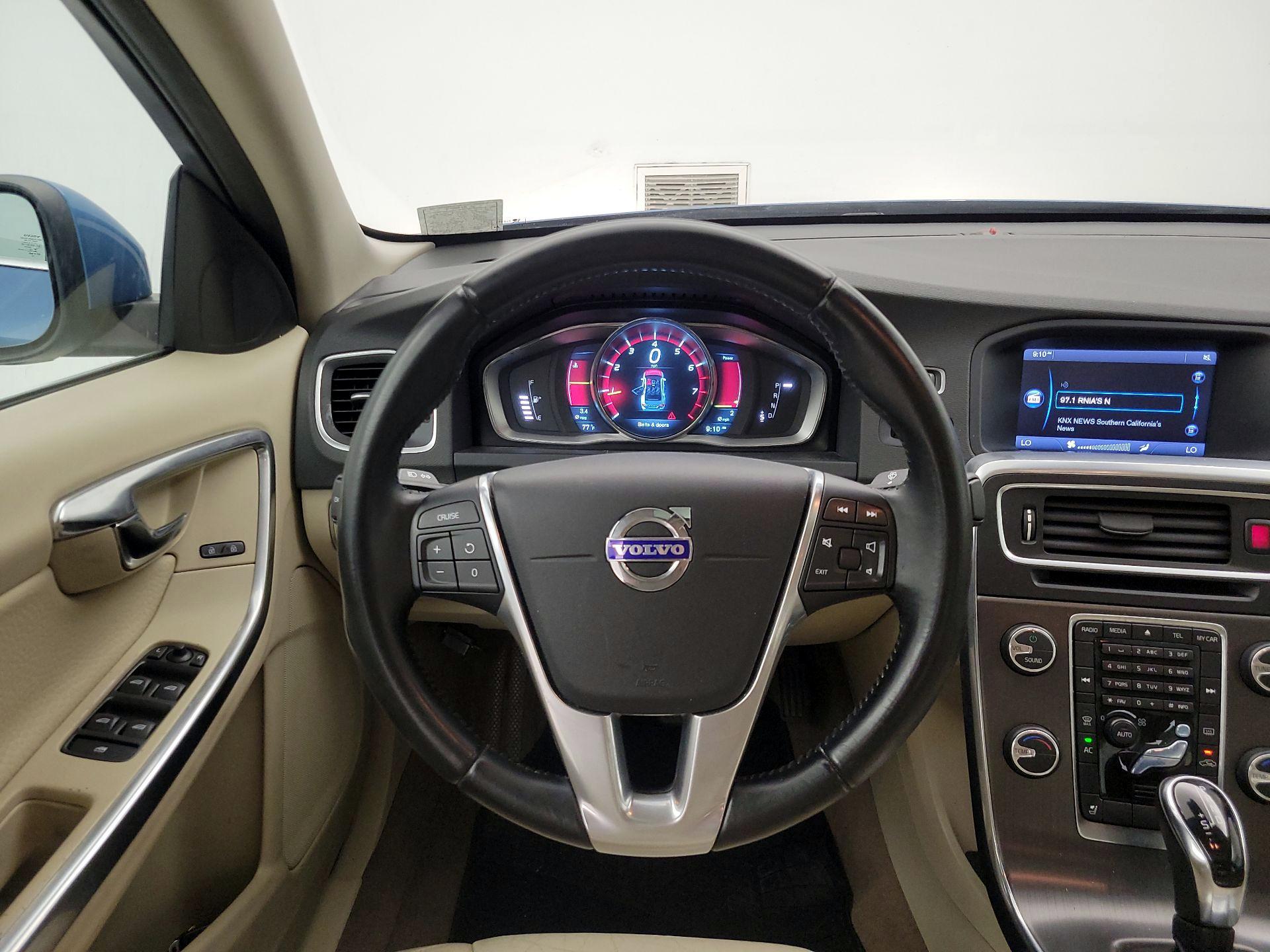 Thumbnail: 2014 Volvo S60 - 10