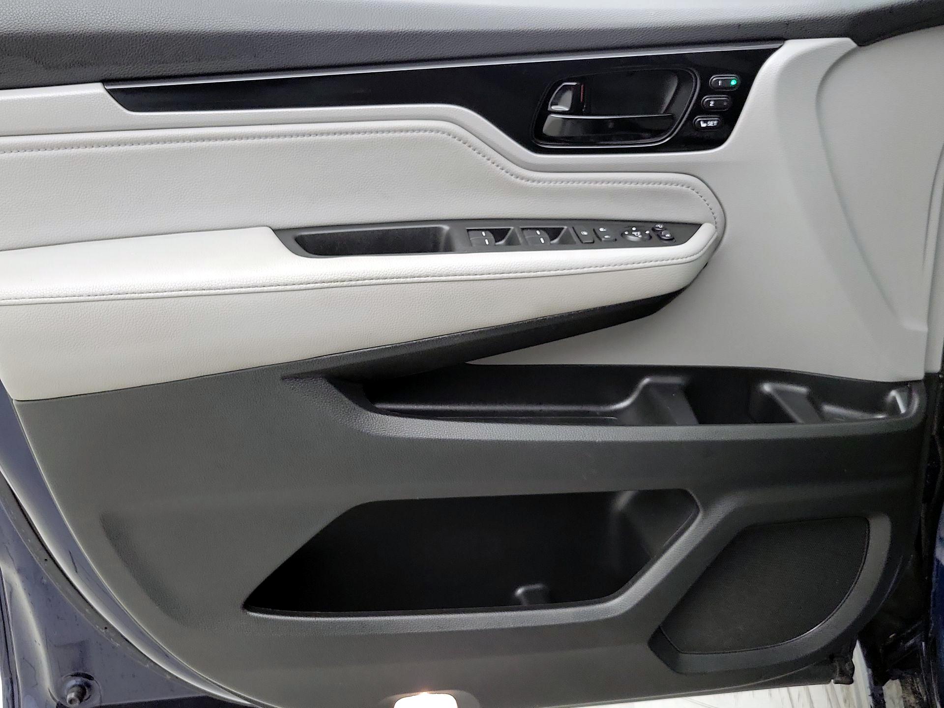 Thumbnail: 2020 Honda Odyssey - 12