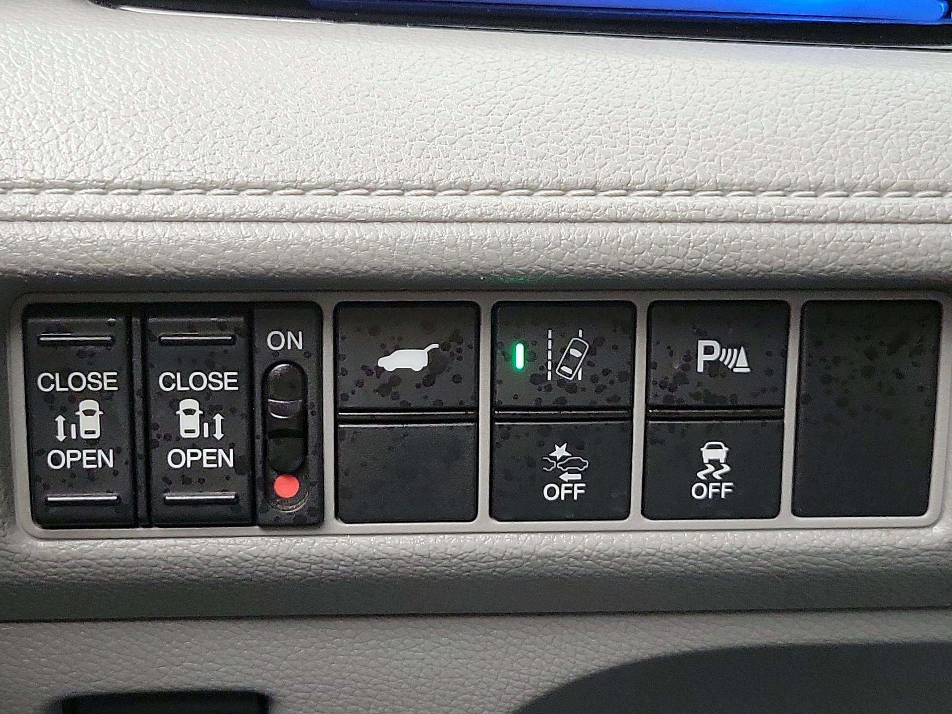 Thumbnail: 2020 Honda Odyssey - 13