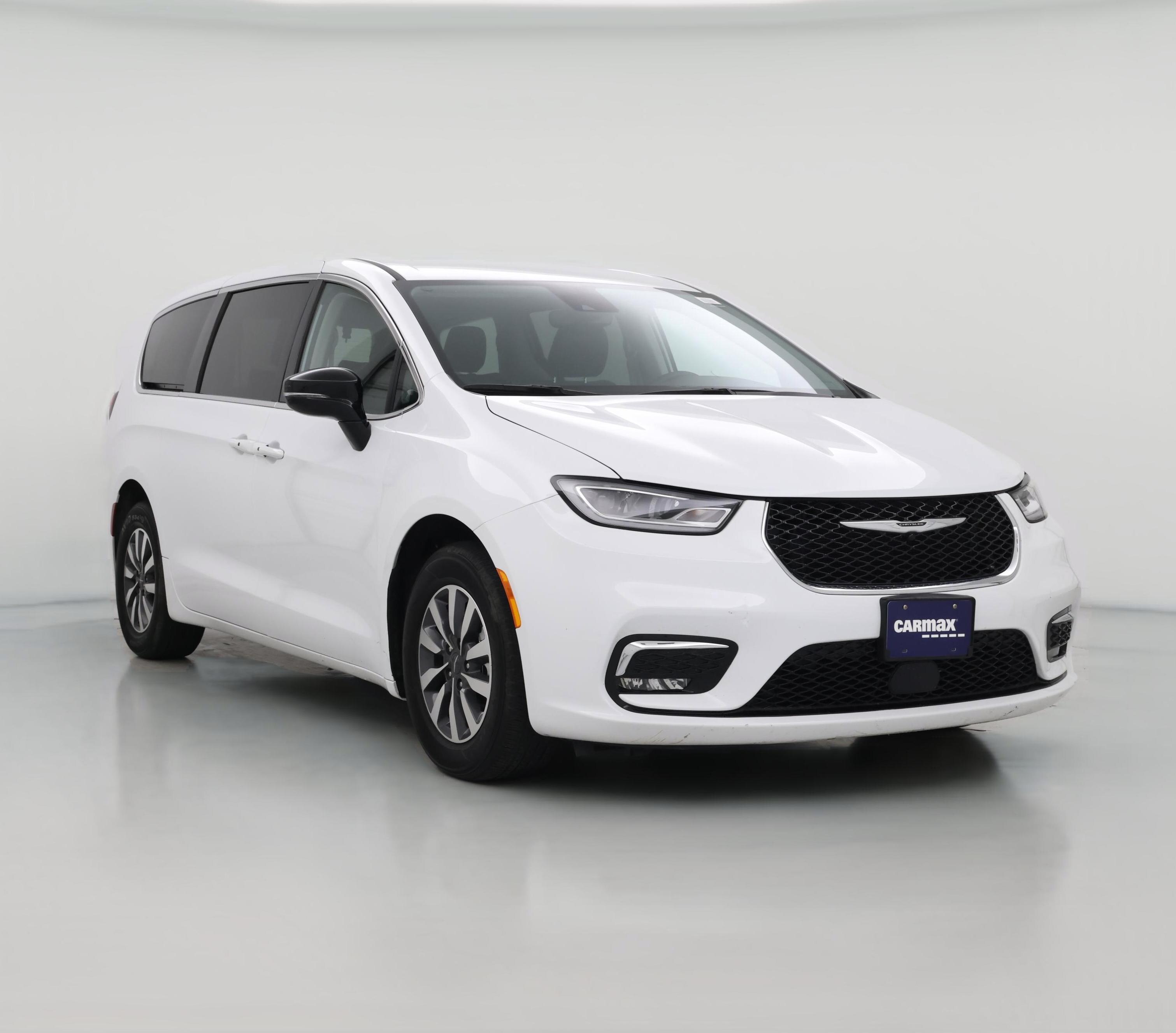 Thumbnail: 2024 Chrysler Pacifica - 1