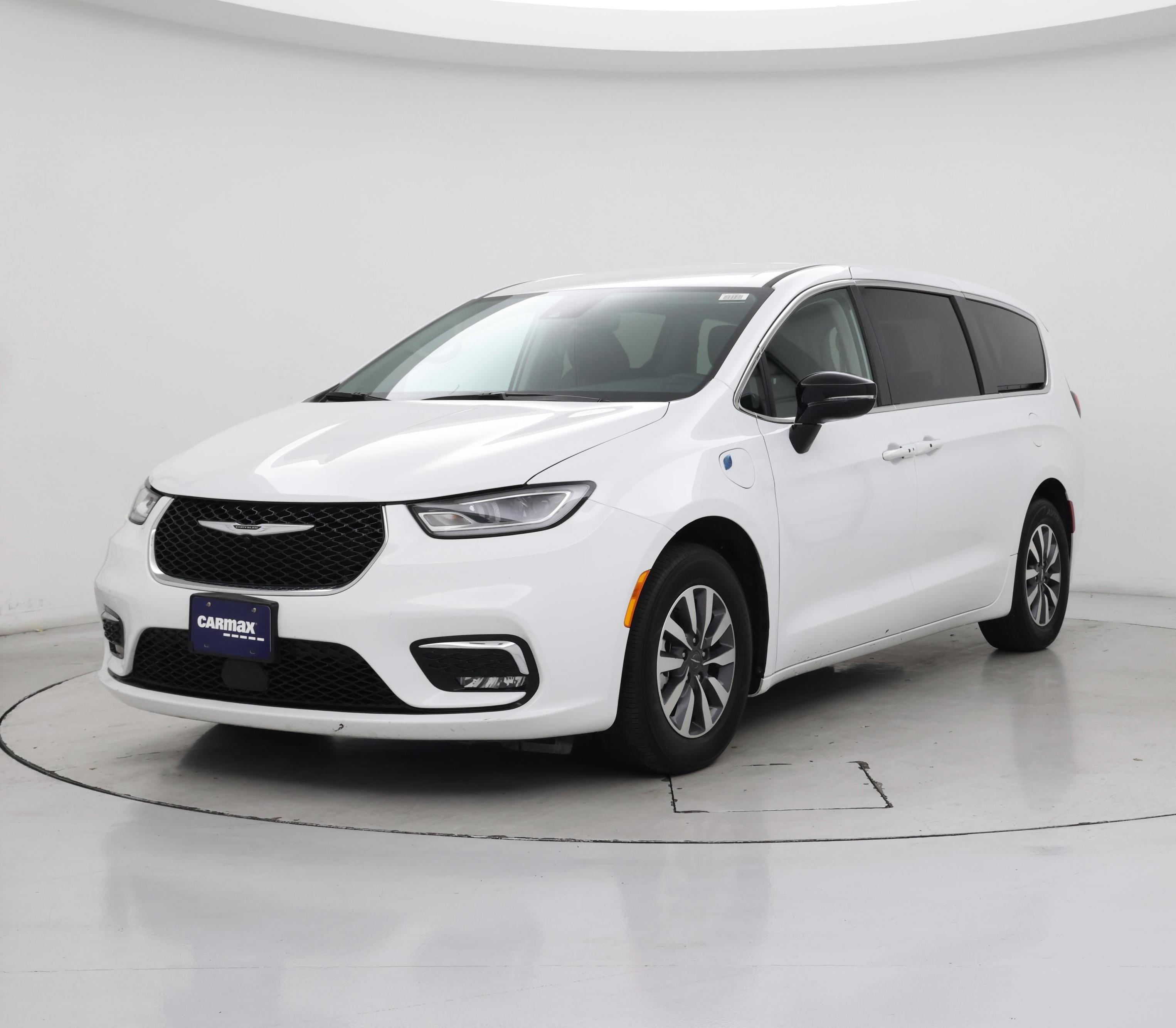 Thumbnail: 2024 Chrysler Pacifica - 4