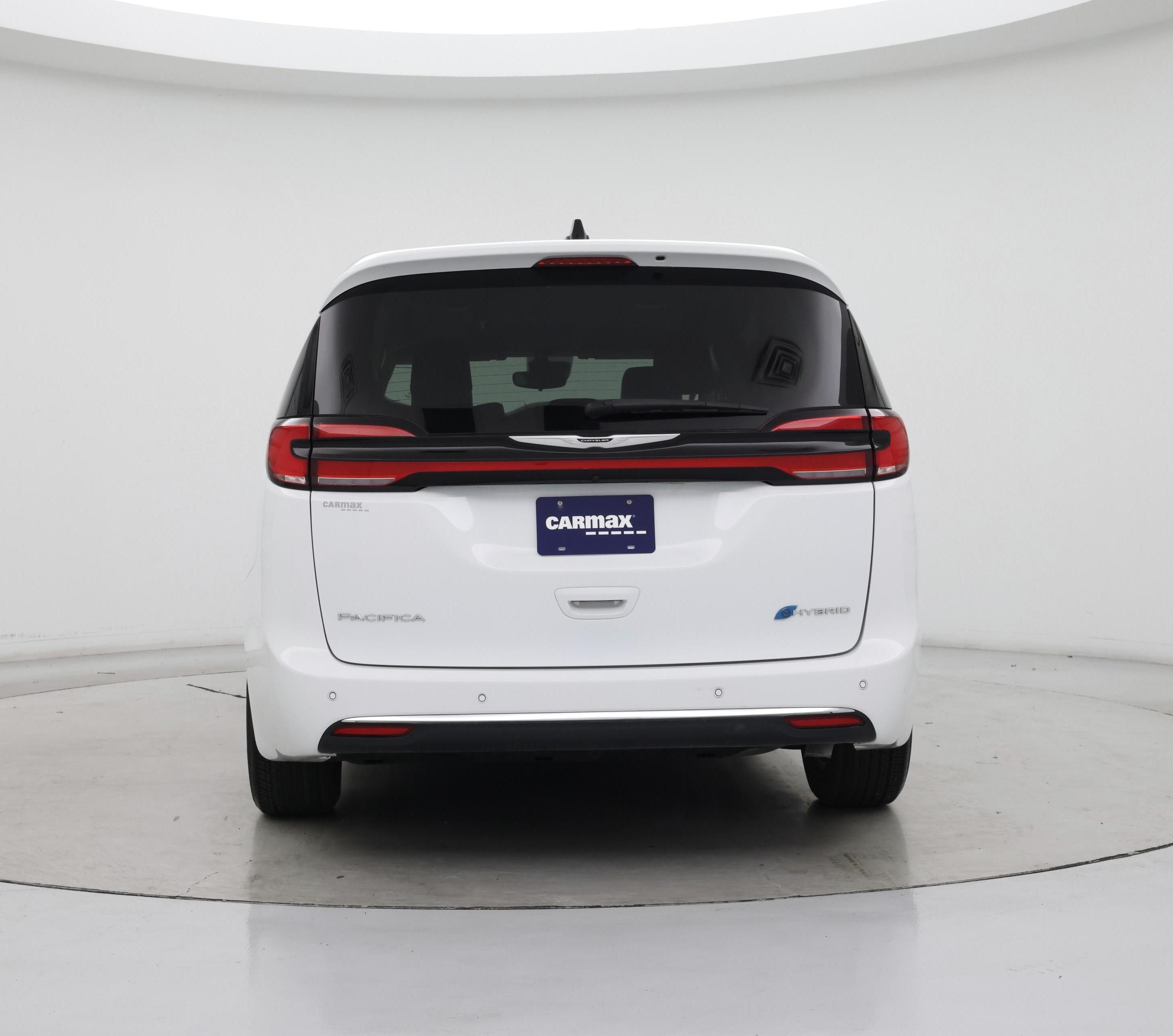 Thumbnail: 2024 Chrysler Pacifica - 6