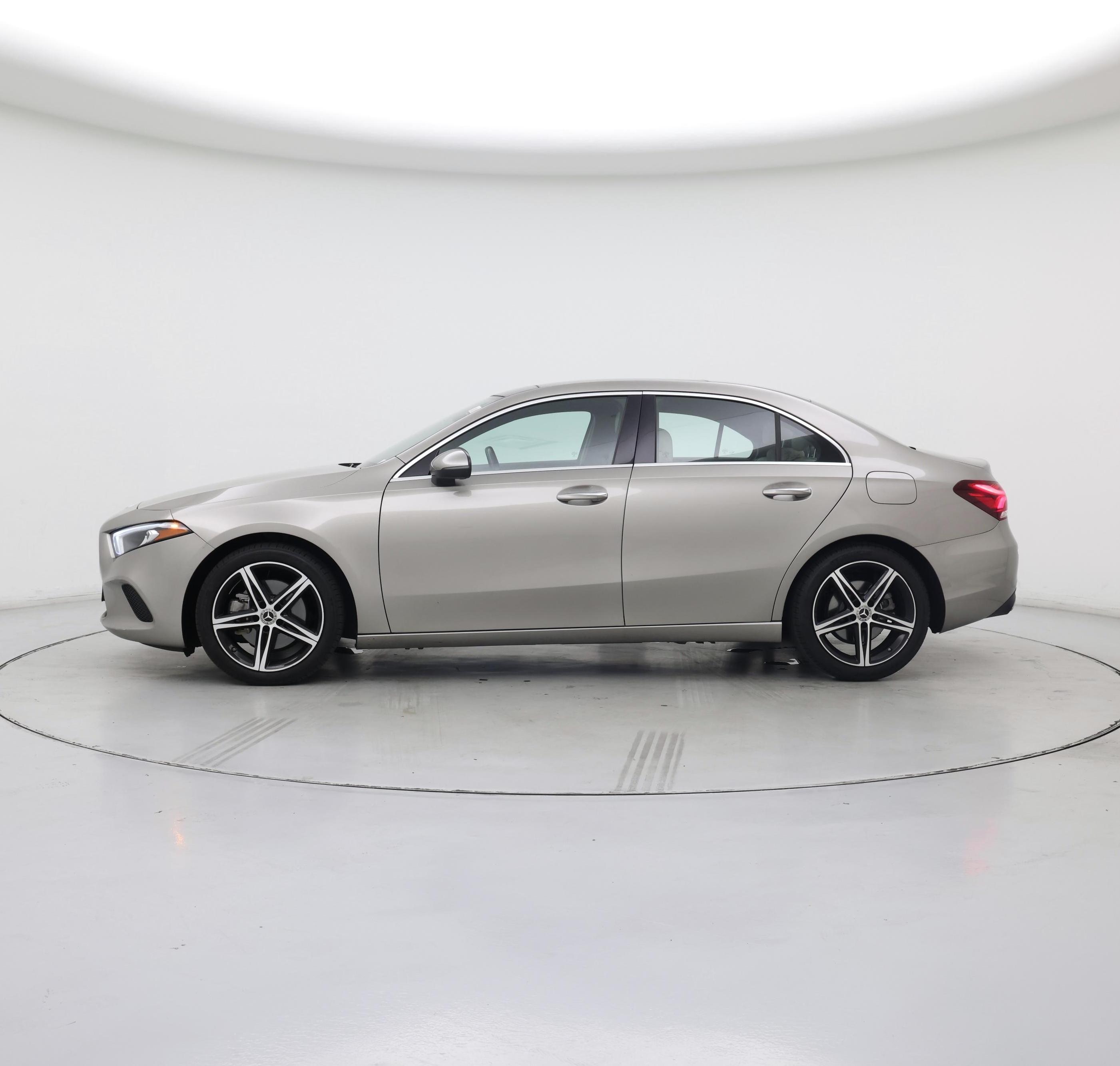 Thumbnail: 2019 Mercedes-Benz A-Class - 3