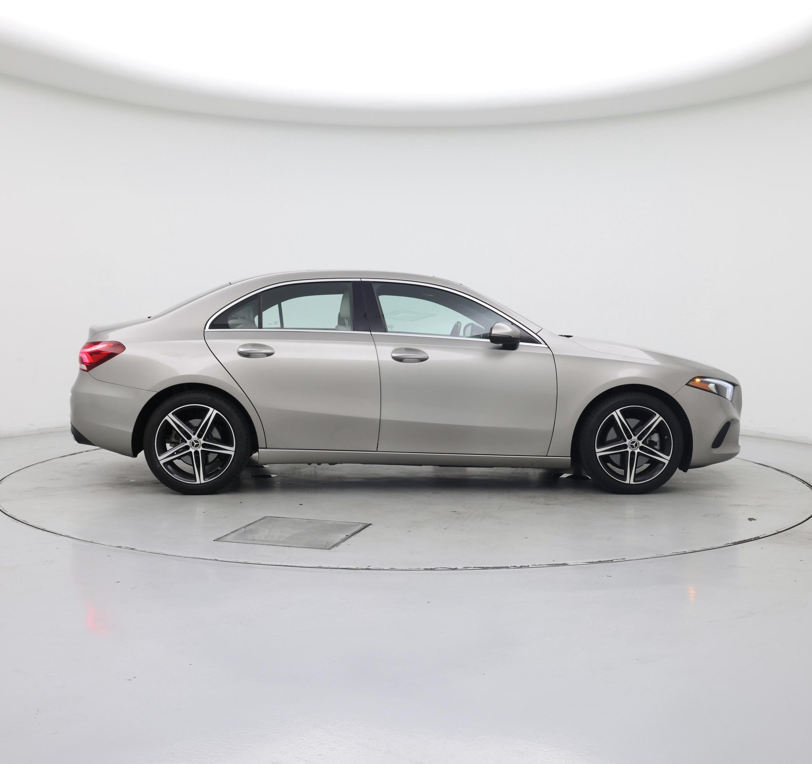 Thumbnail: 2019 Mercedes-Benz A-Class - 7