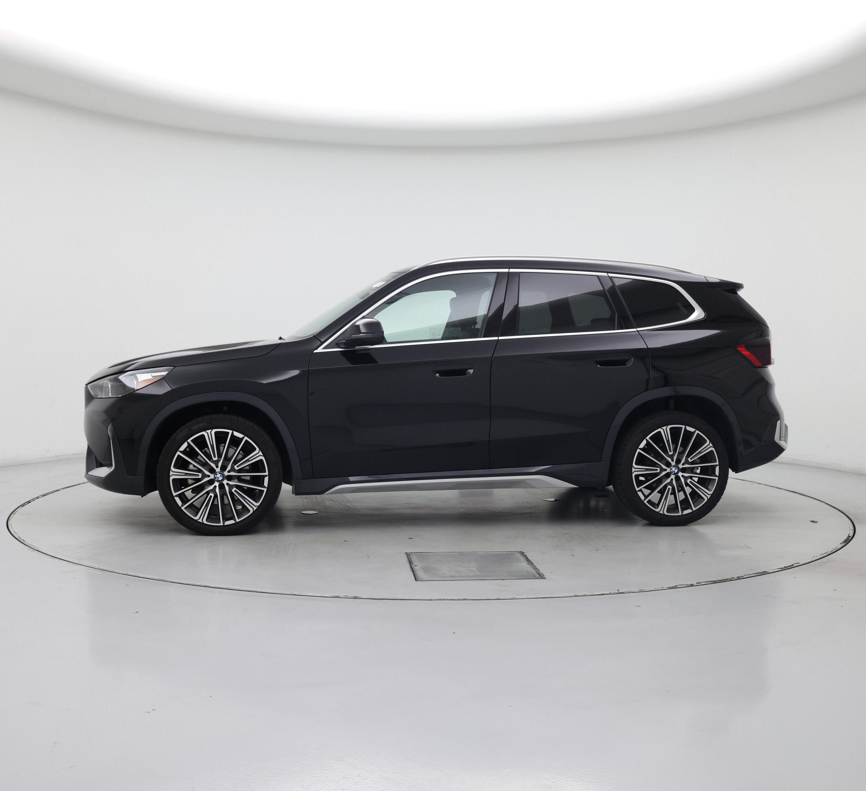 Thumbnail: 2025 BMW X1 - 3