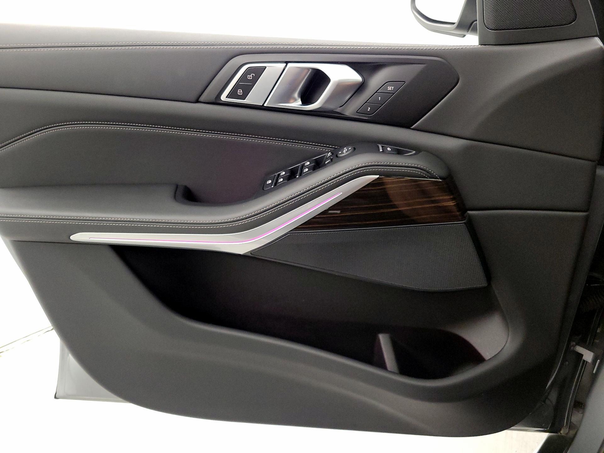 Thumbnail: 2025 BMW X5 - 12