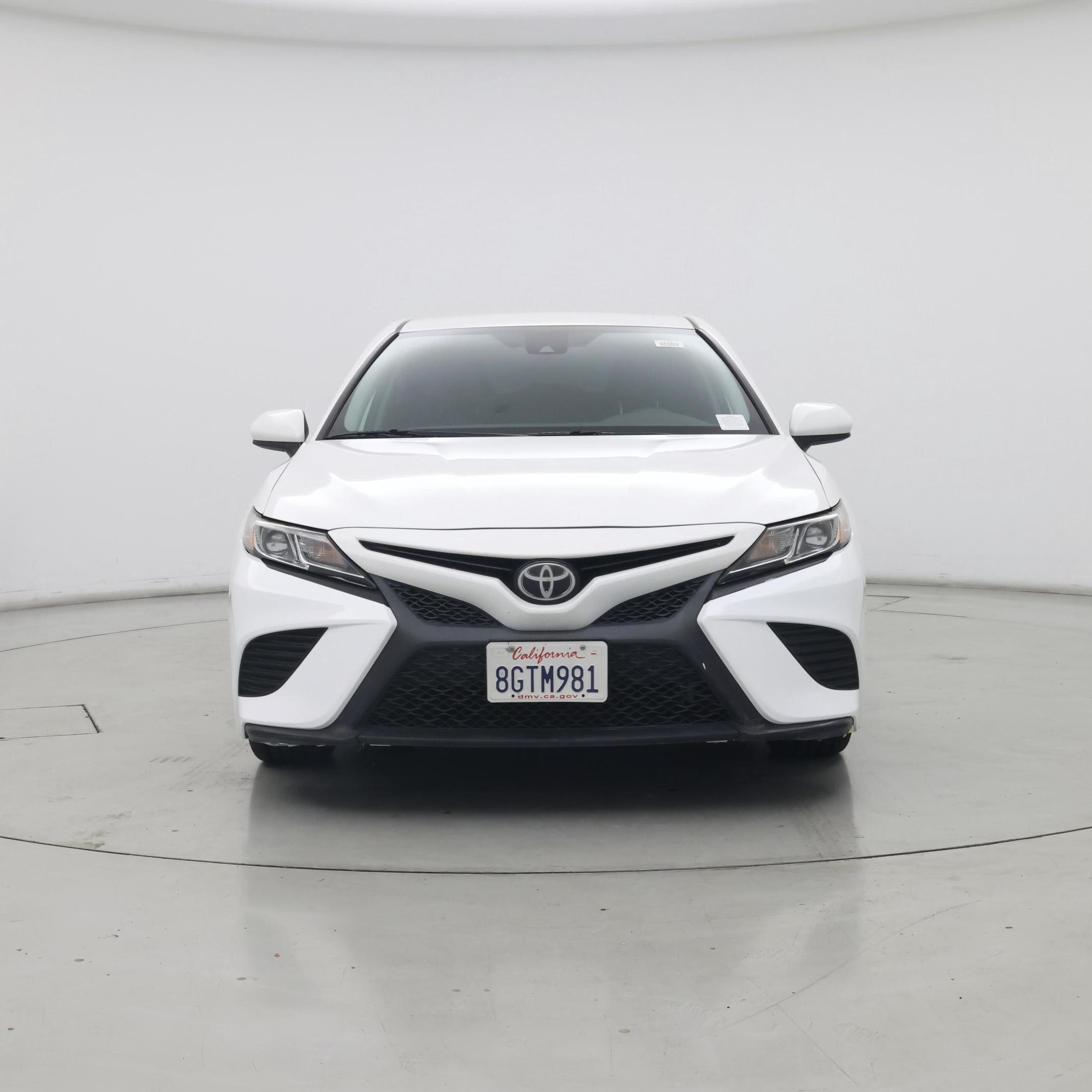 Thumbnail: 2019 Toyota Camry - 5