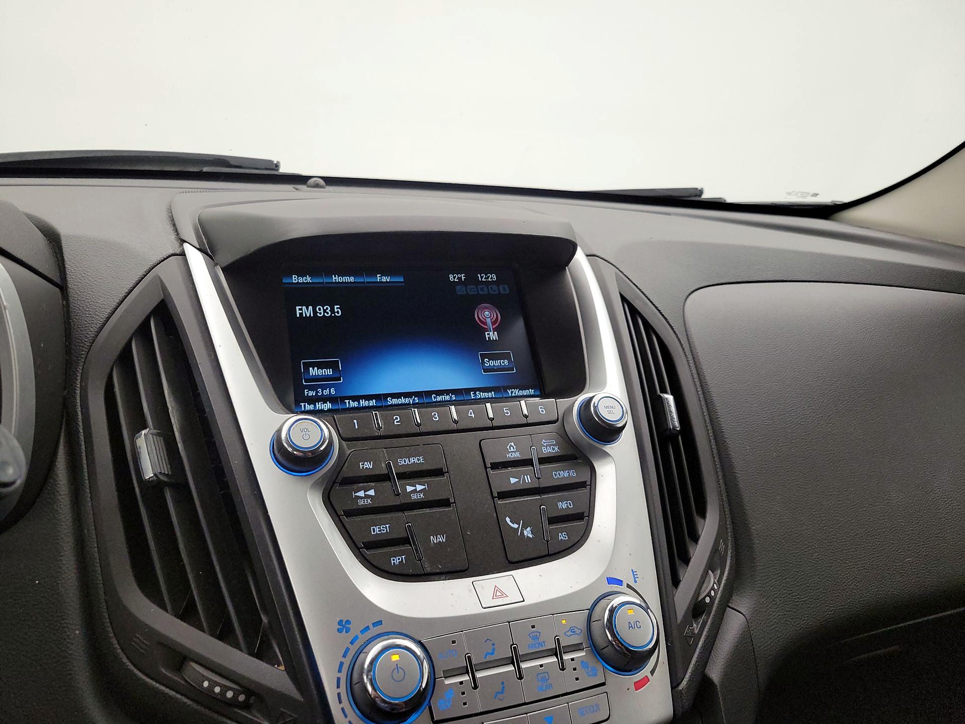 Thumbnail: 2017 Chevrolet Equinox - 15