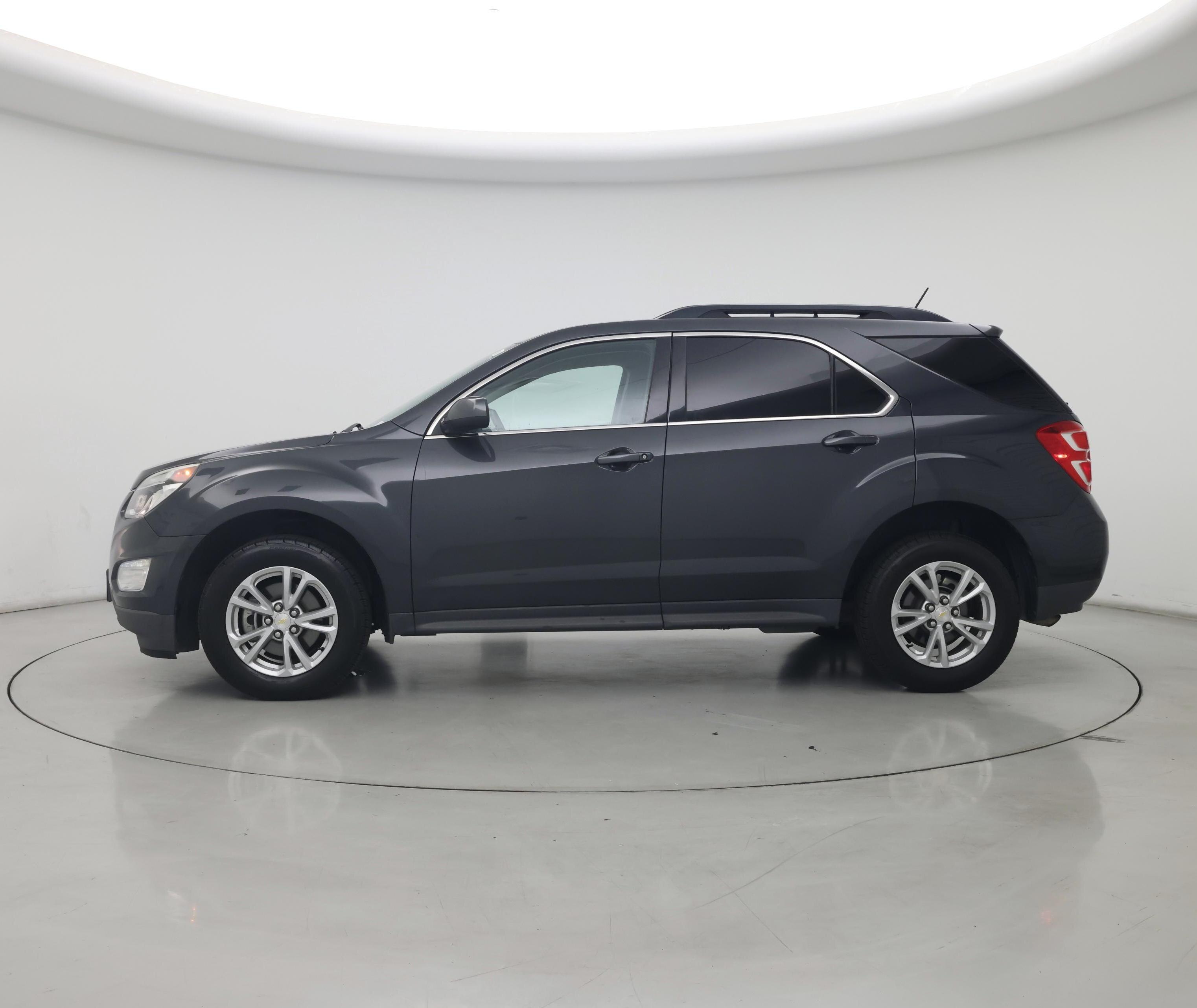 Thumbnail: 2017 Chevrolet Equinox - 3