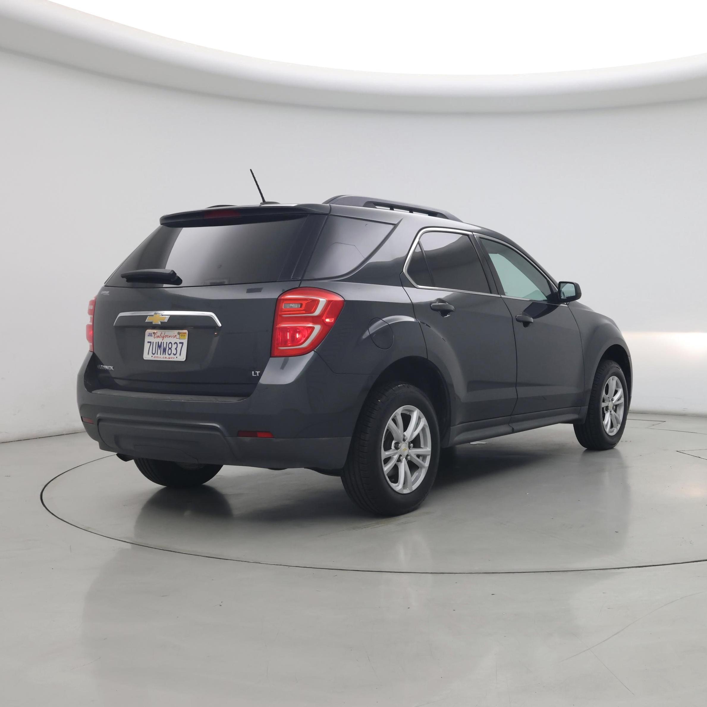 Thumbnail: 2017 Chevrolet Equinox - 8