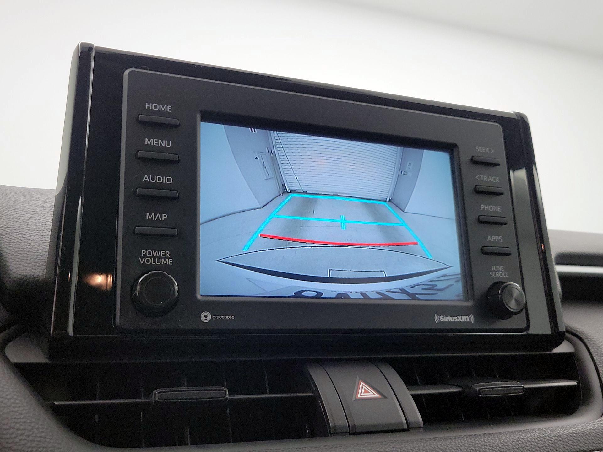 Thumbnail: 2021 Toyota RAV4 - 14