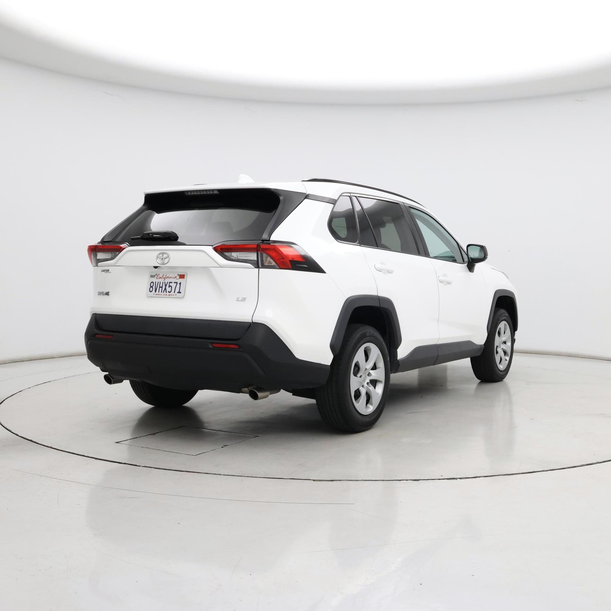 Thumbnail: 2021 Toyota RAV4 - 8