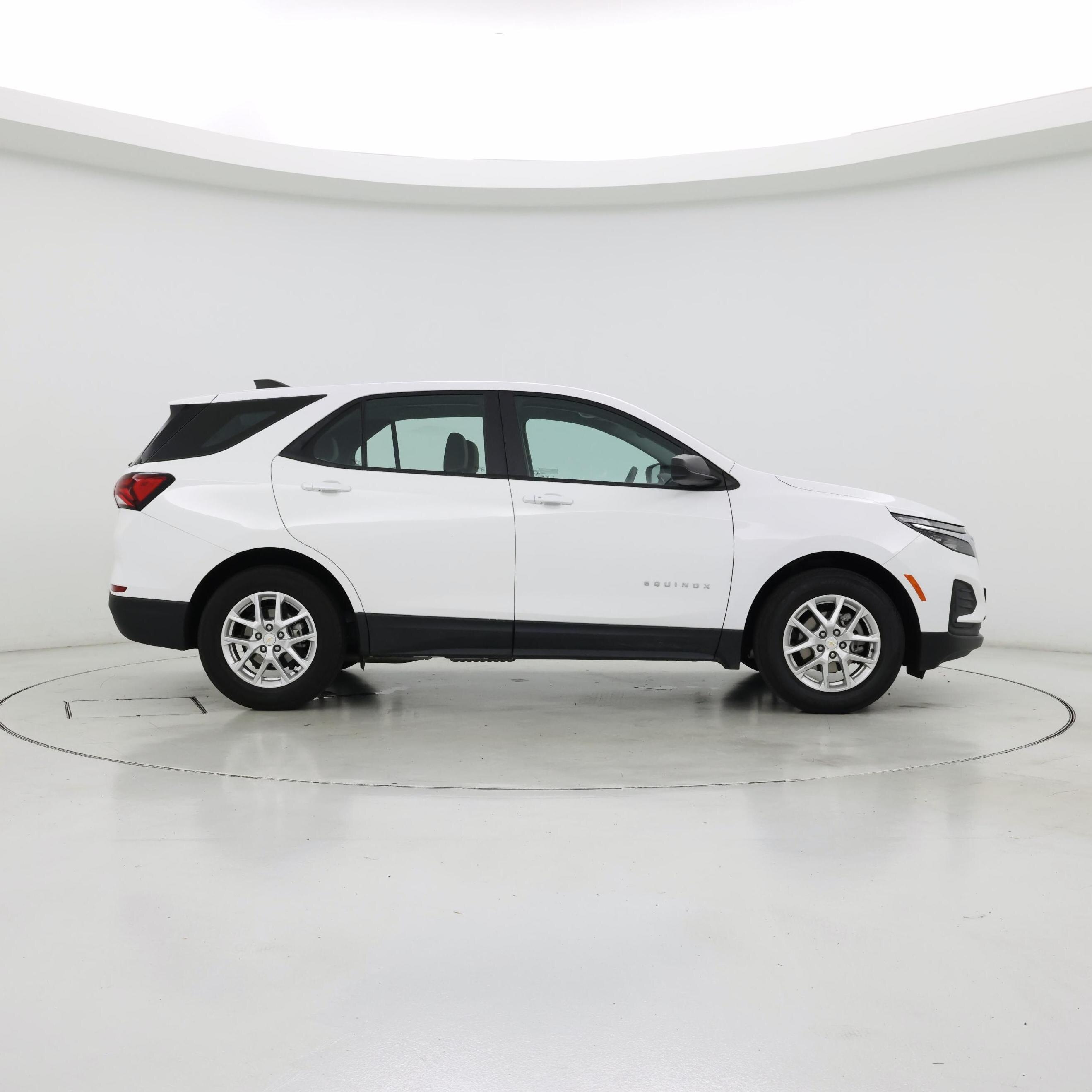 Thumbnail: 2023 Chevrolet Equinox - 7