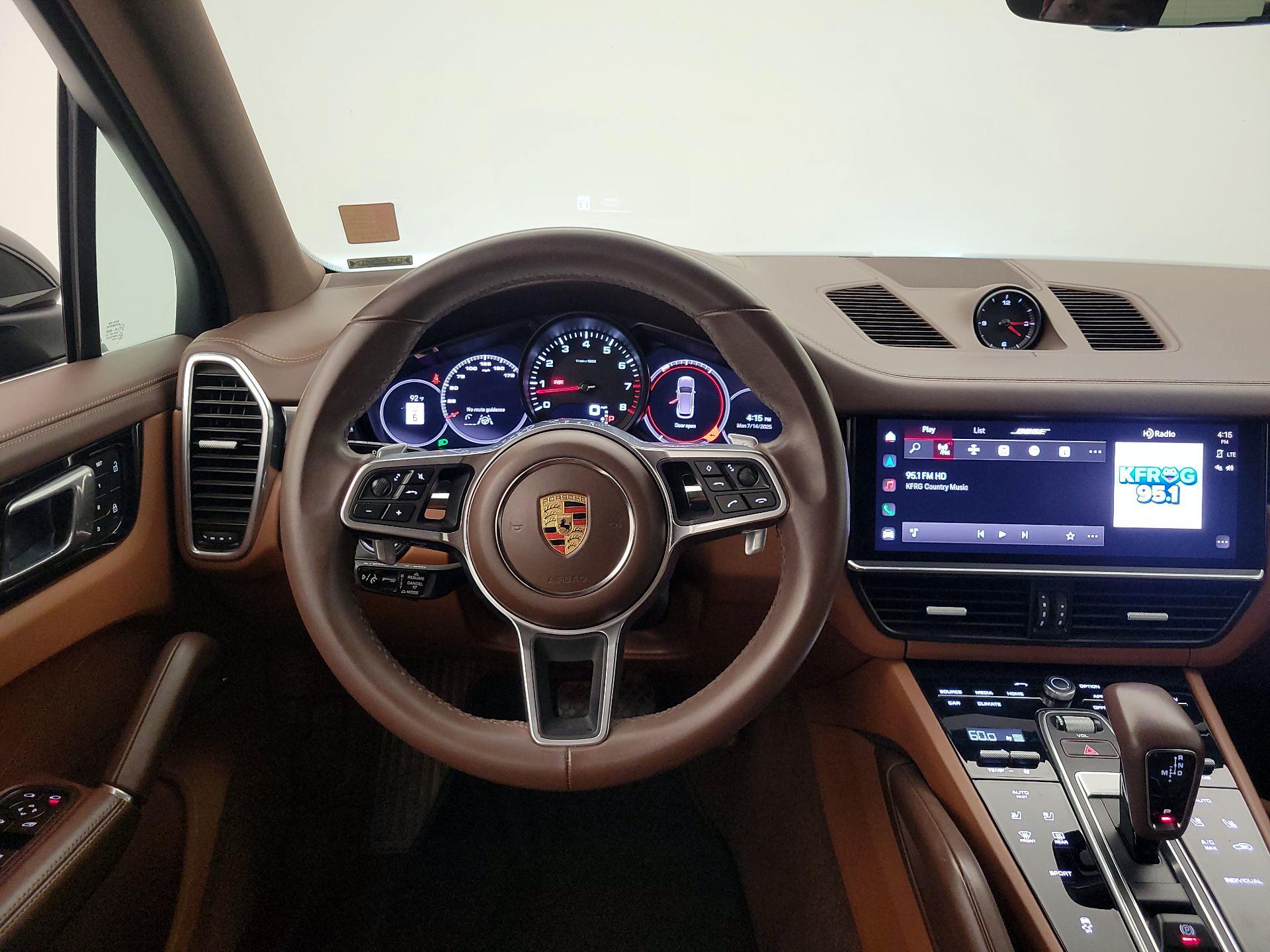 Thumbnail: 2023 Porsche Cayenne - 10