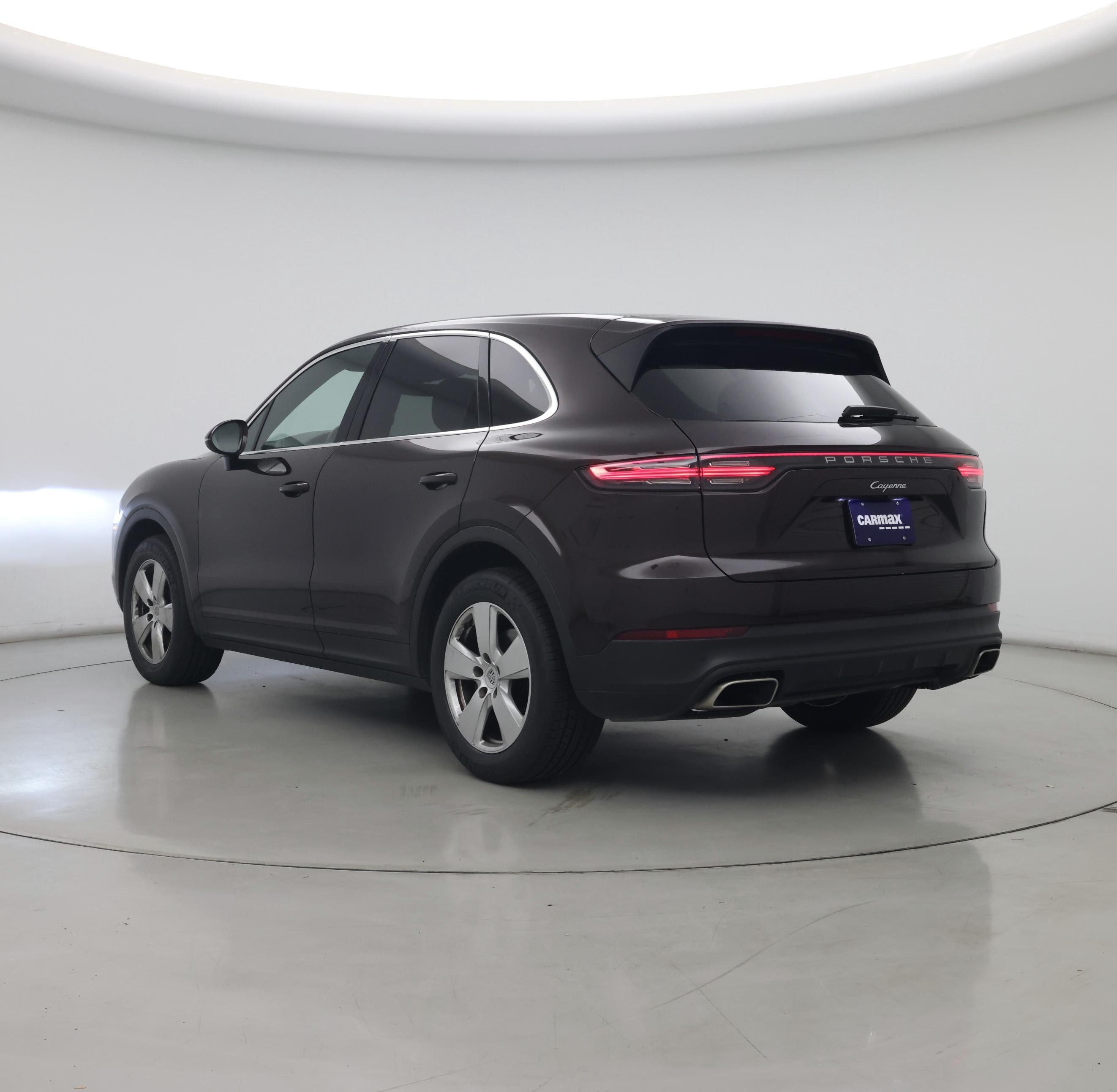 Thumbnail: 2023 Porsche Cayenne - 2