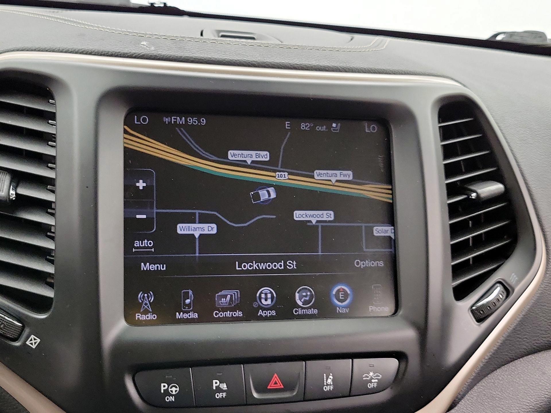 Thumbnail: 2014 Jeep Cherokee - 14