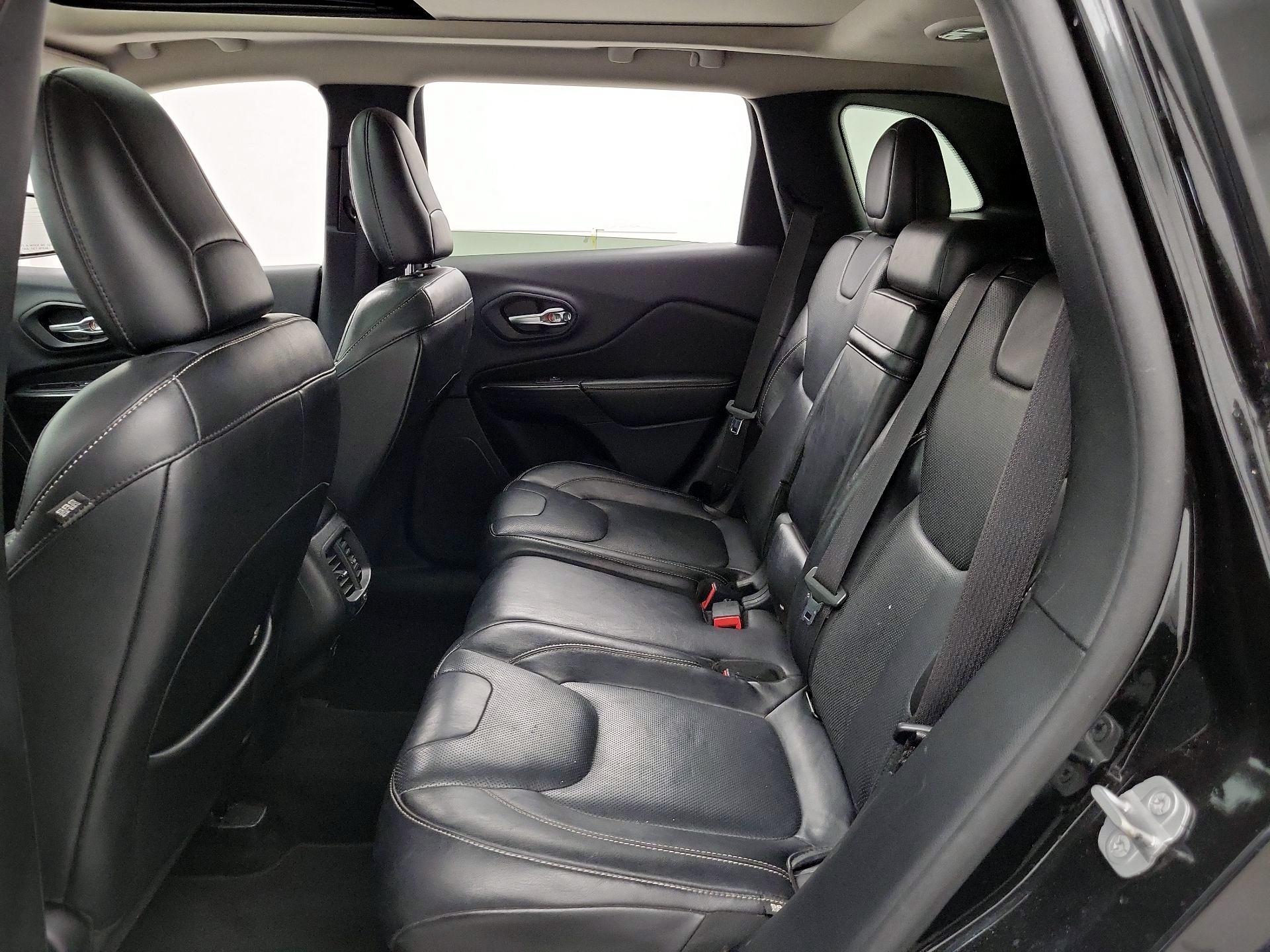 Thumbnail: 2014 Jeep Cherokee - 20