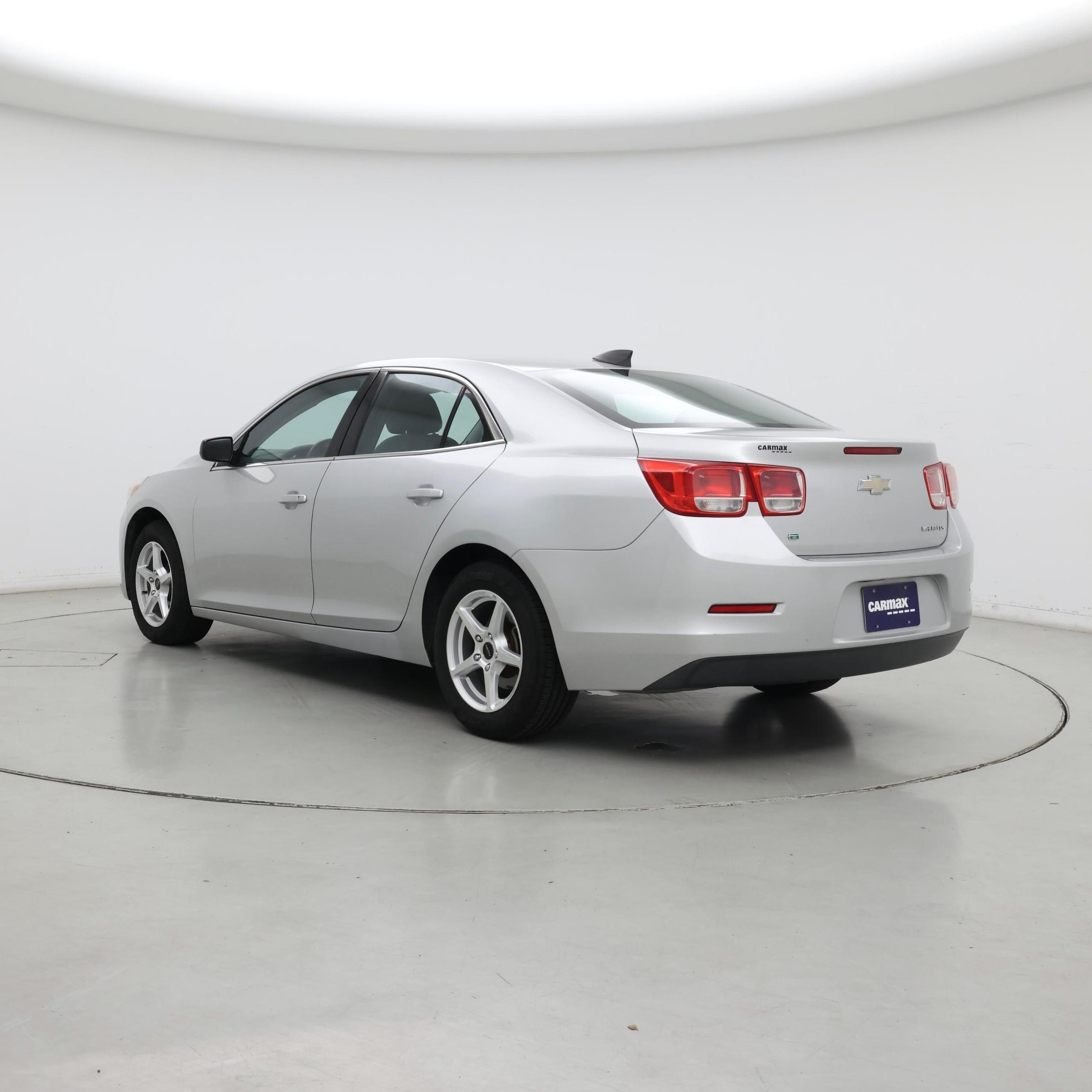 Thumbnail: 2016 Chevrolet Malibu - 2