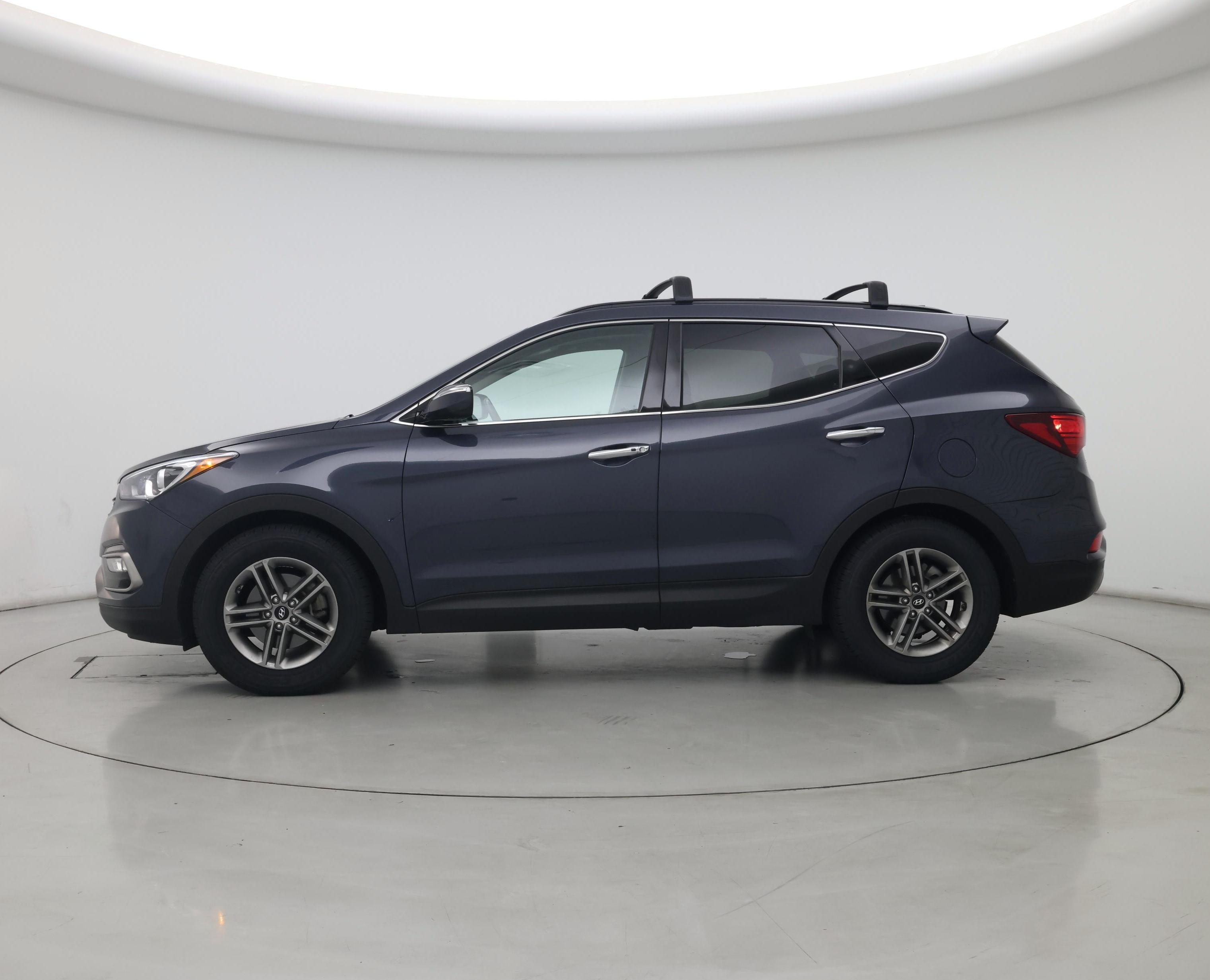 Thumbnail: 2017 Hyundai Santa Fe - 3