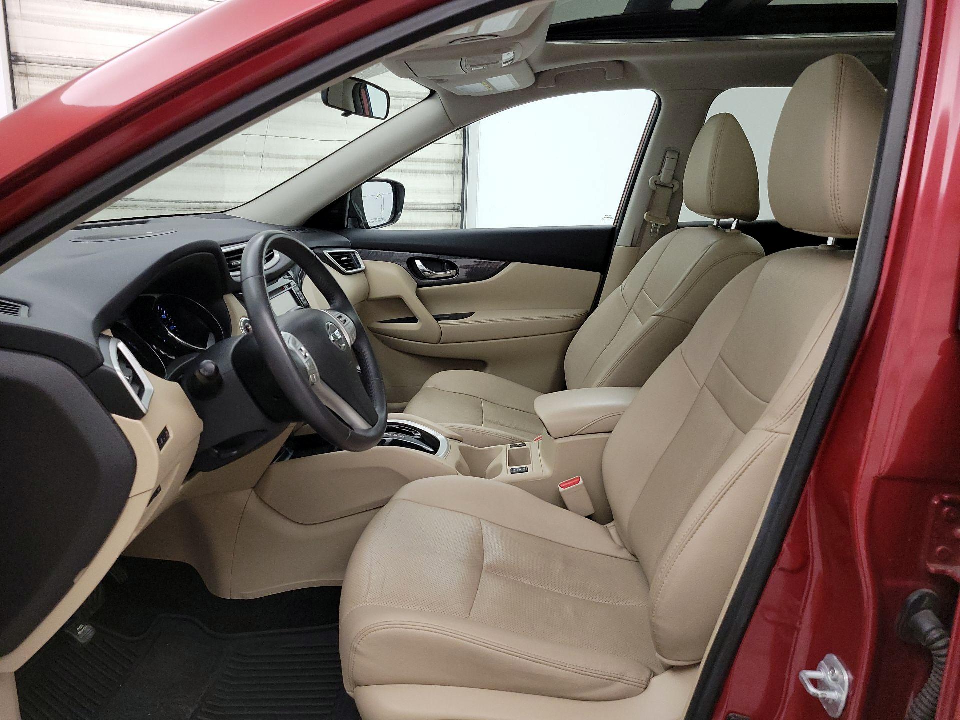 Thumbnail: 2016 Nissan Rogue - 11
