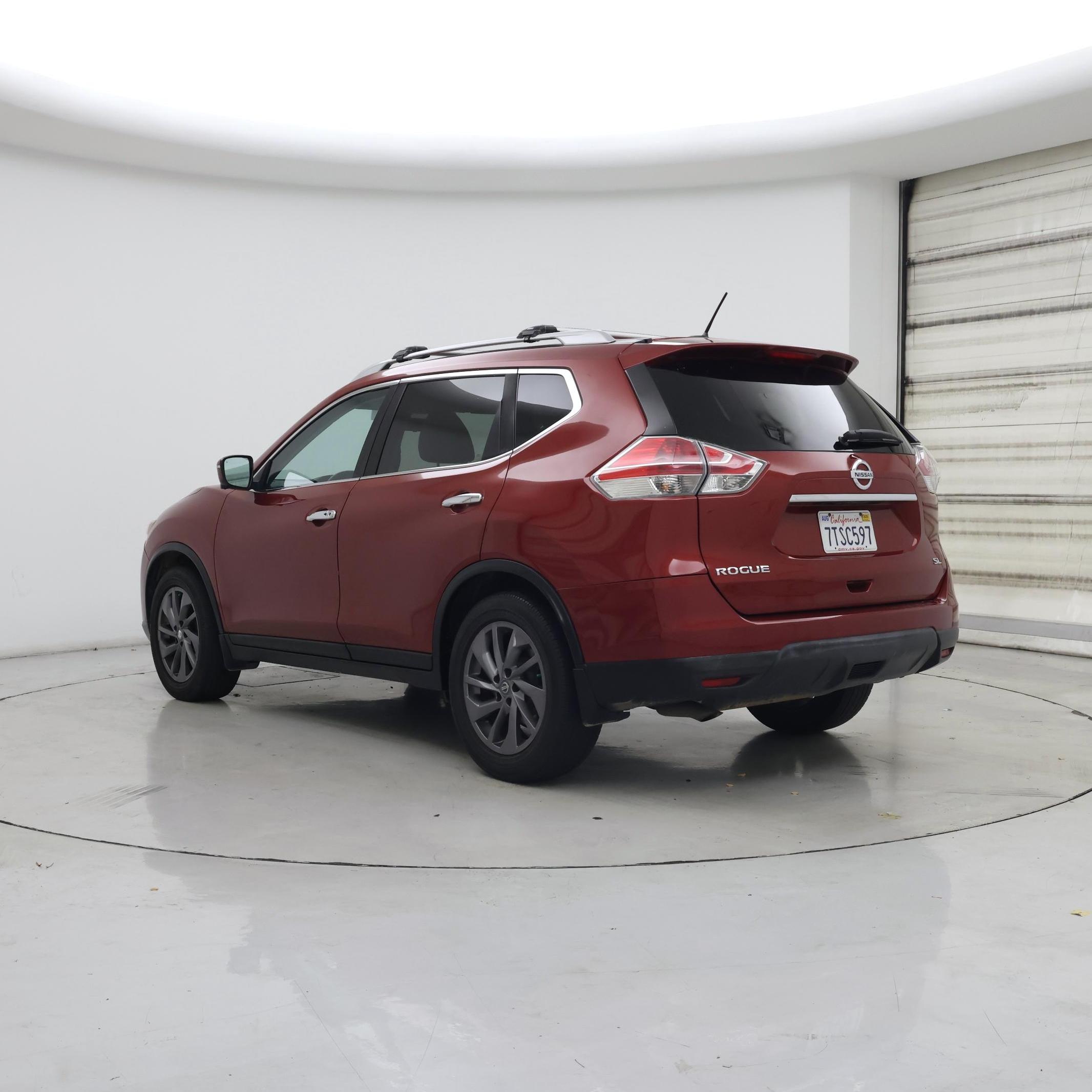Thumbnail: 2016 Nissan Rogue - 2