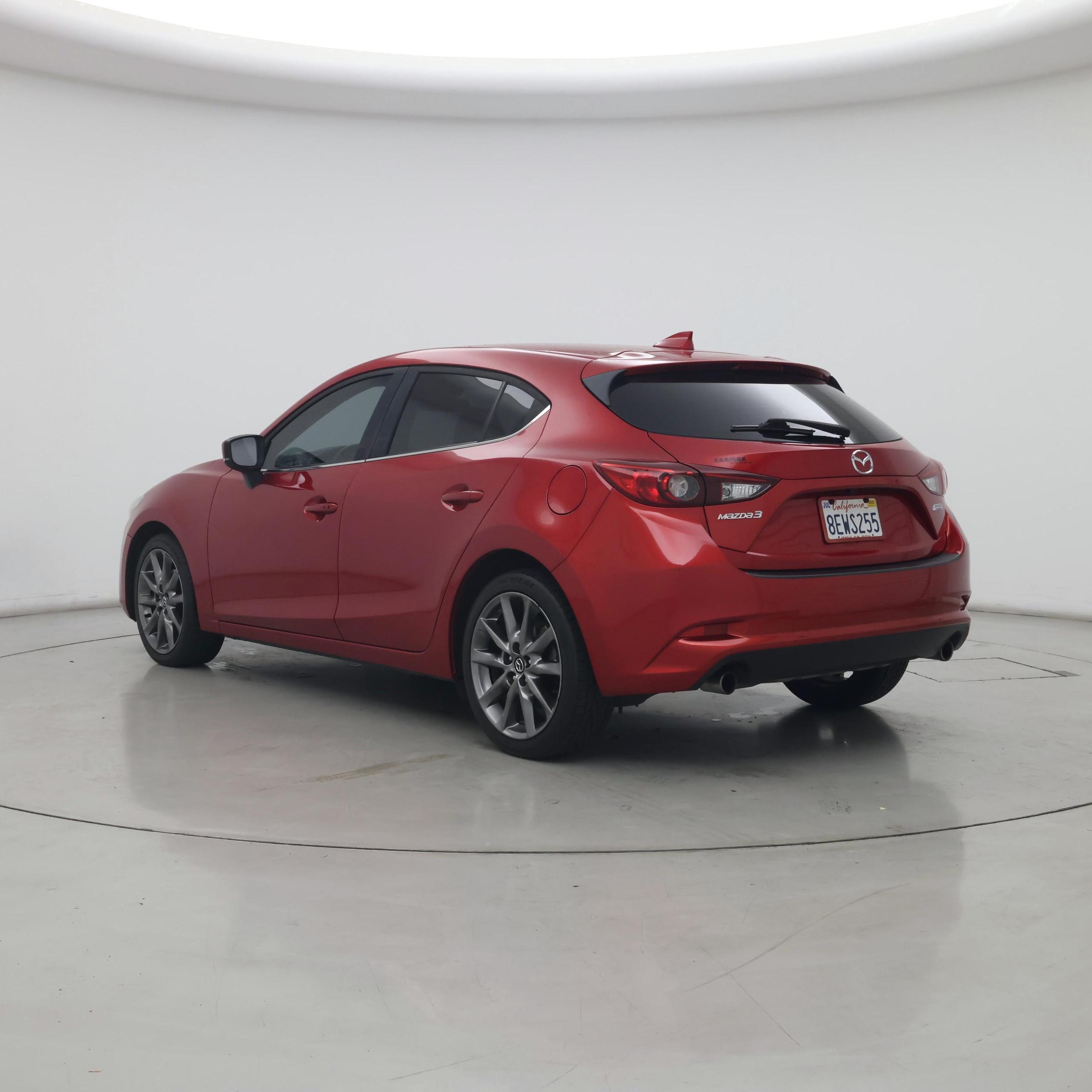 Thumbnail: 2018 Mazda Mazda3 - 2