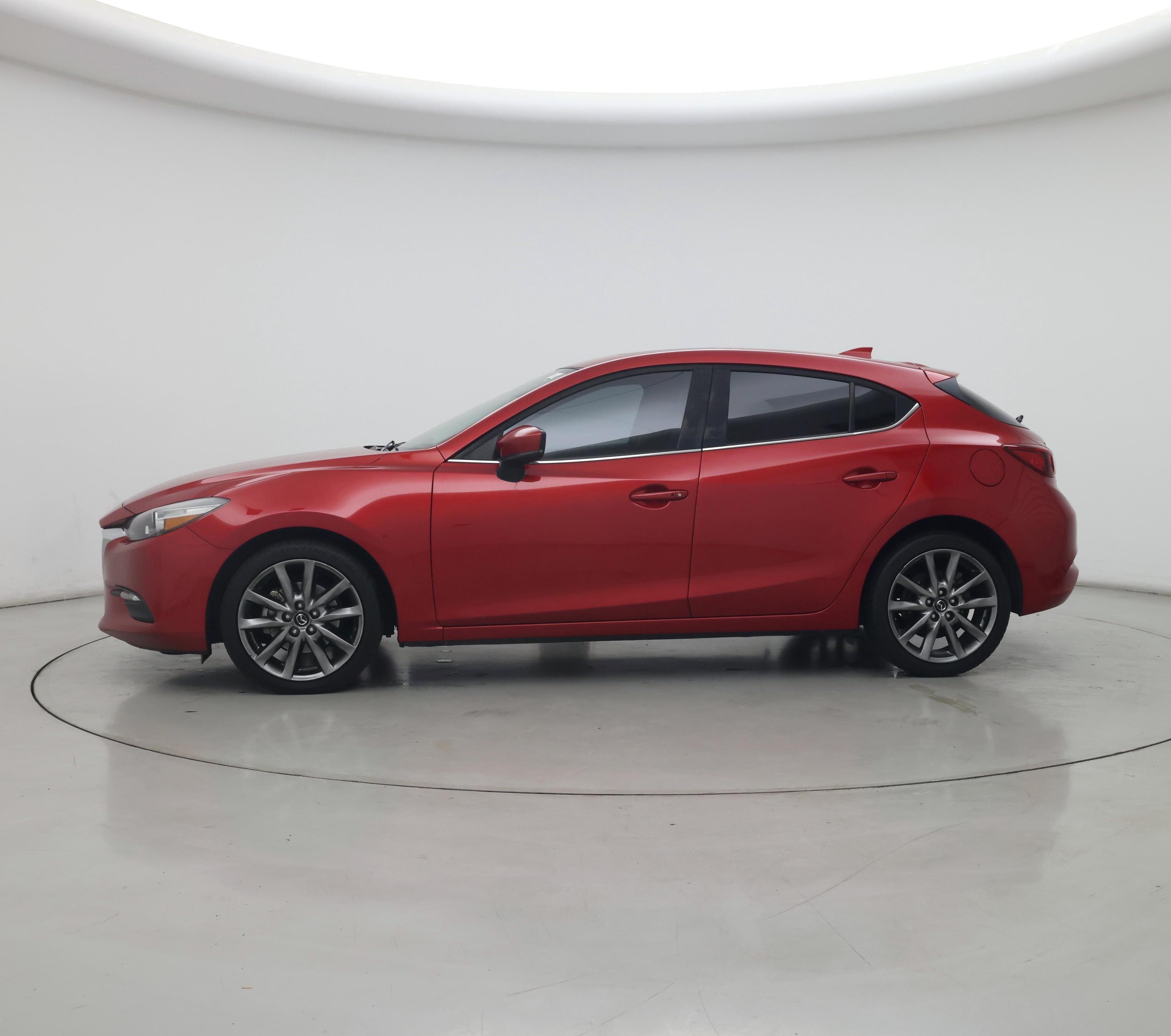 Thumbnail: 2018 Mazda Mazda3 - 3