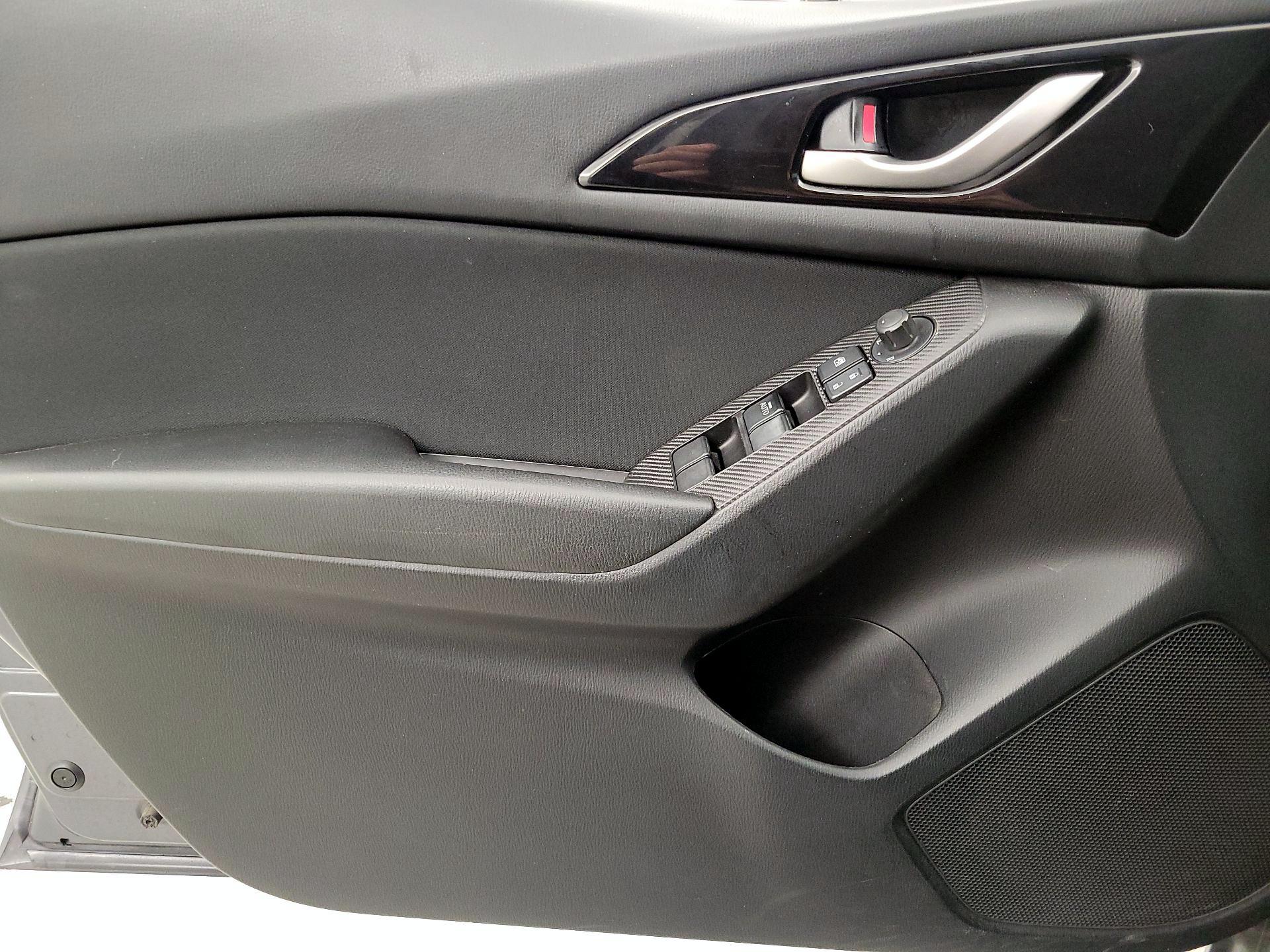 Thumbnail: 2014 Mazda Mazda3 - 12