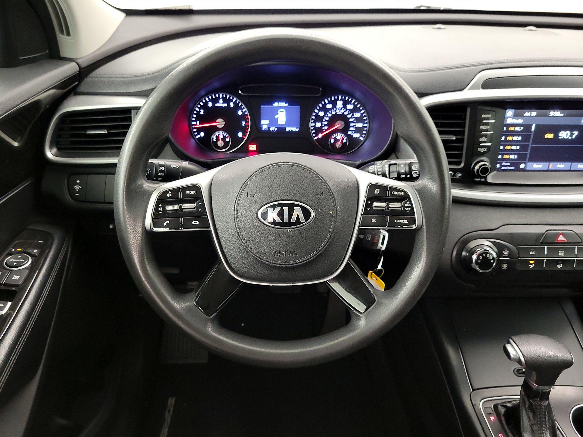 Thumbnail: 2019 Kia Sorento - 10