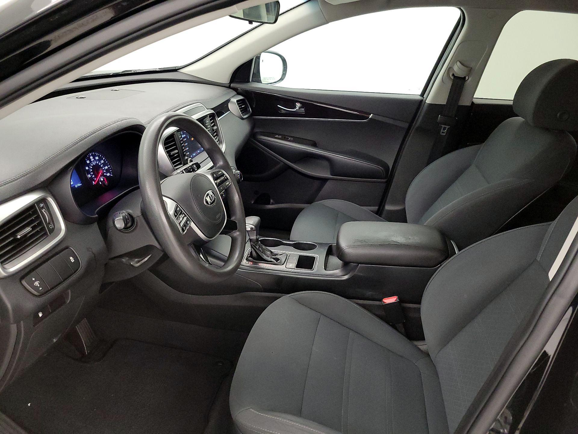 Thumbnail: 2019 Kia Sorento - 11