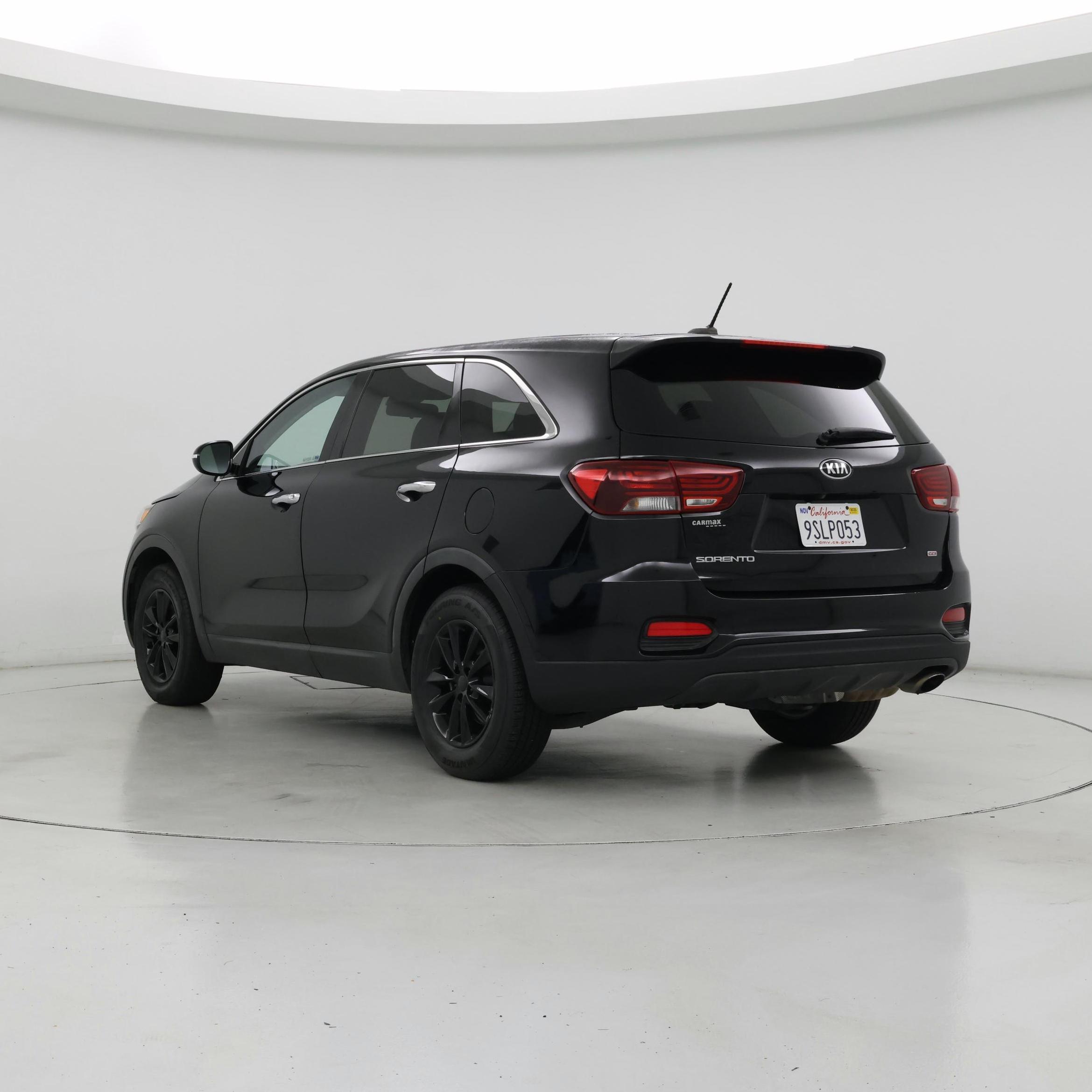 Thumbnail: 2019 Kia Sorento - 2