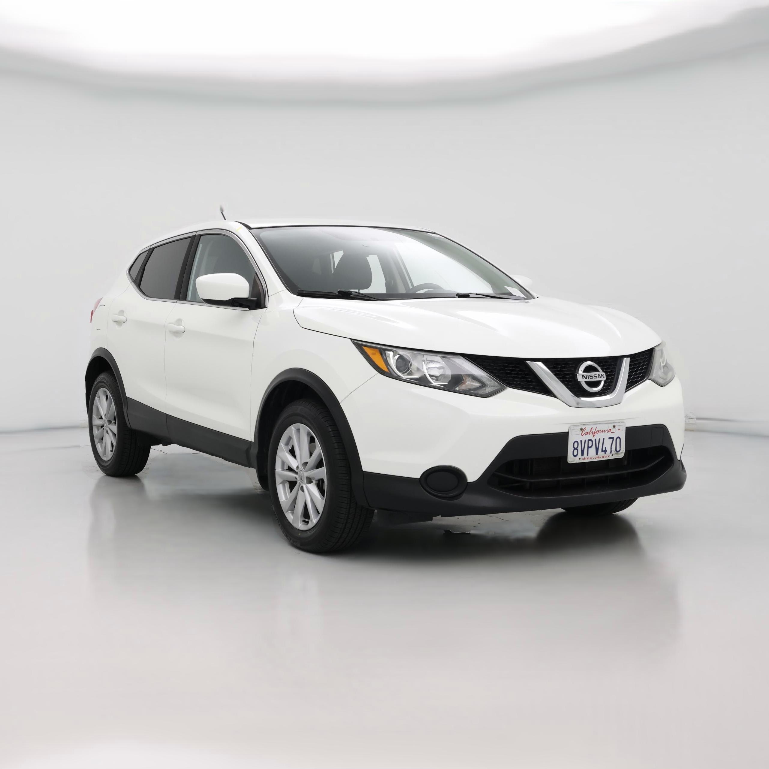 Thumbnail: 2017 Nissan Rogue Sport - 1