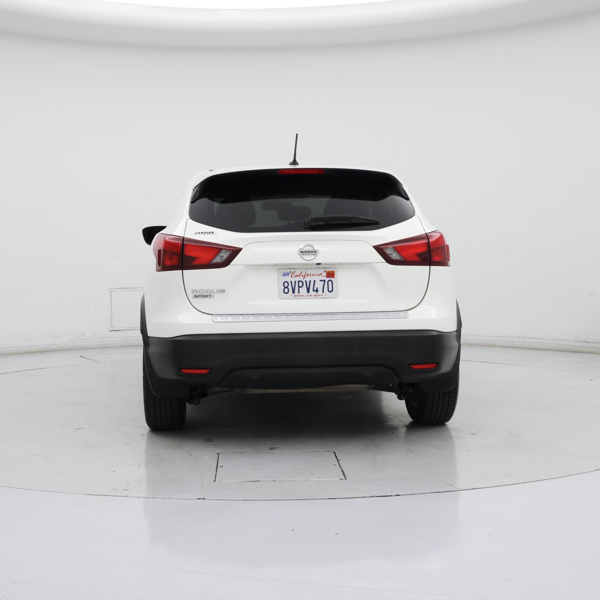 Thumbnail: 2017 Nissan Rogue Sport - 6